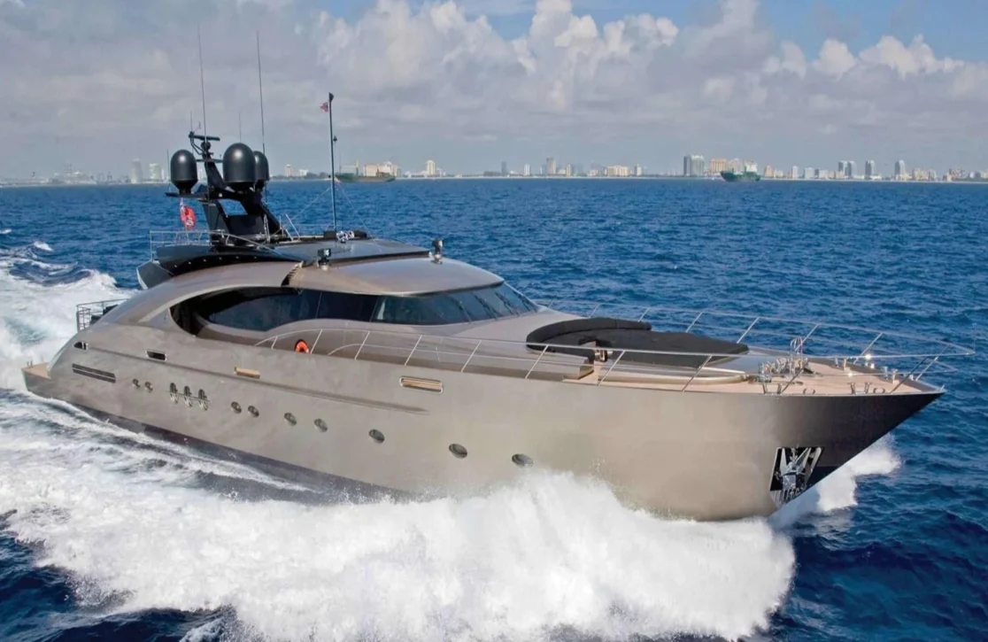 An image of Defiant yacht