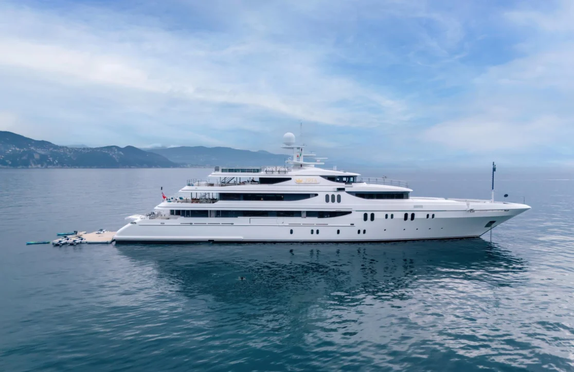 An image of Joia The Crown Jewel yacht