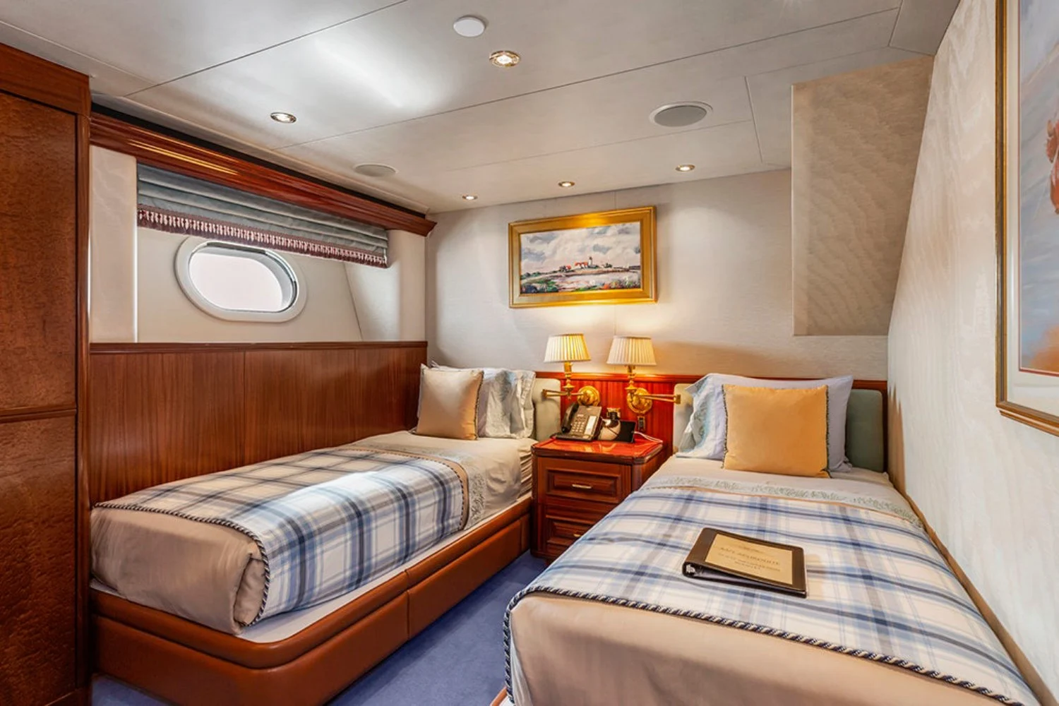 An image of Ostara yacht