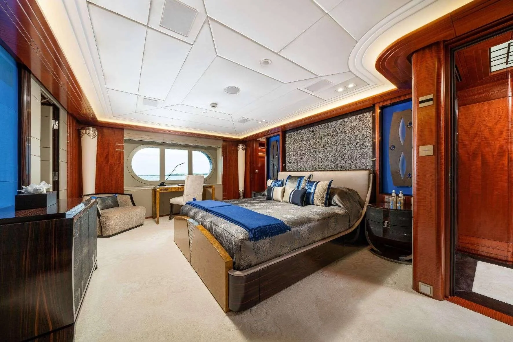 An image of Amaryllis yacht