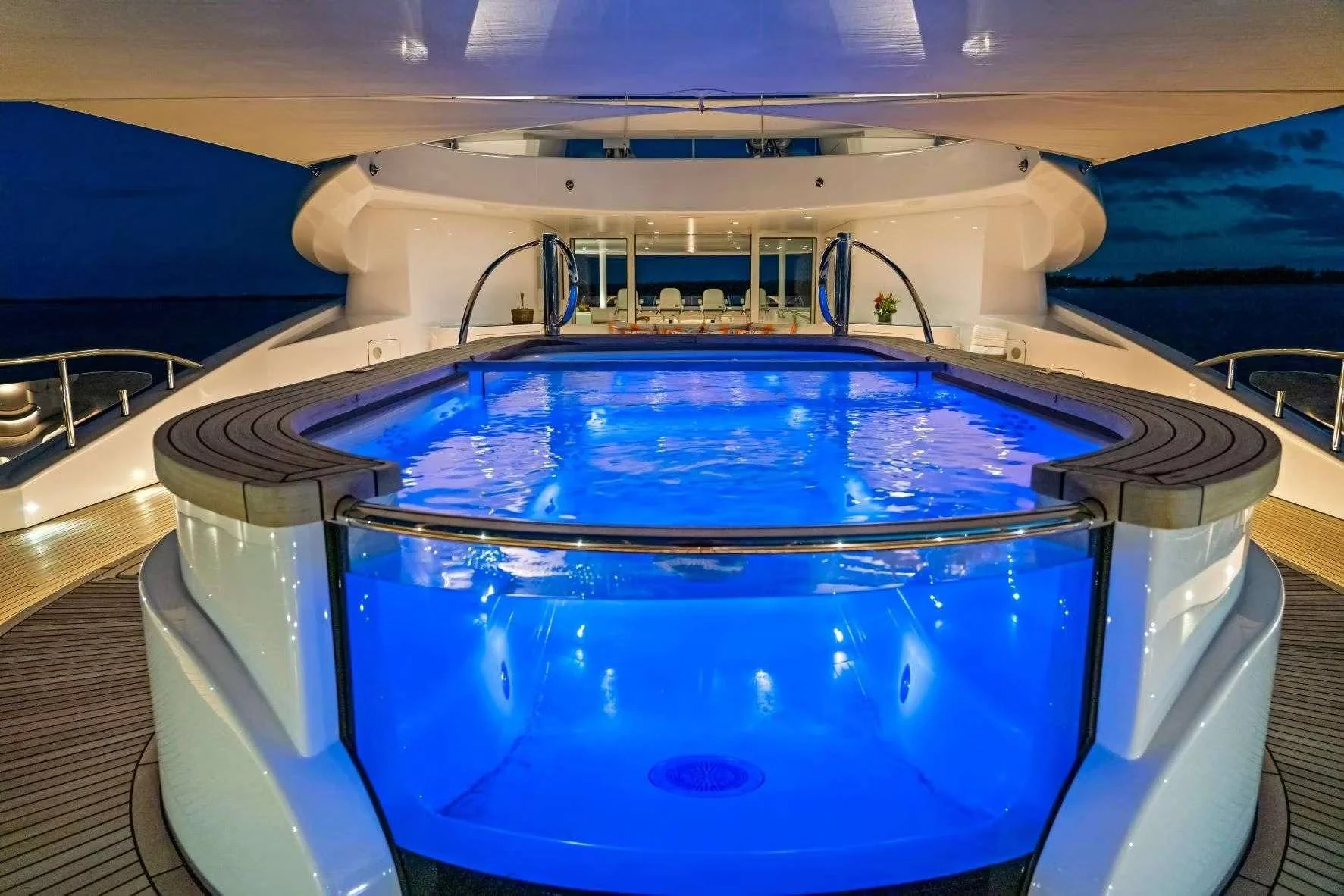 An image of Amaryllis yacht