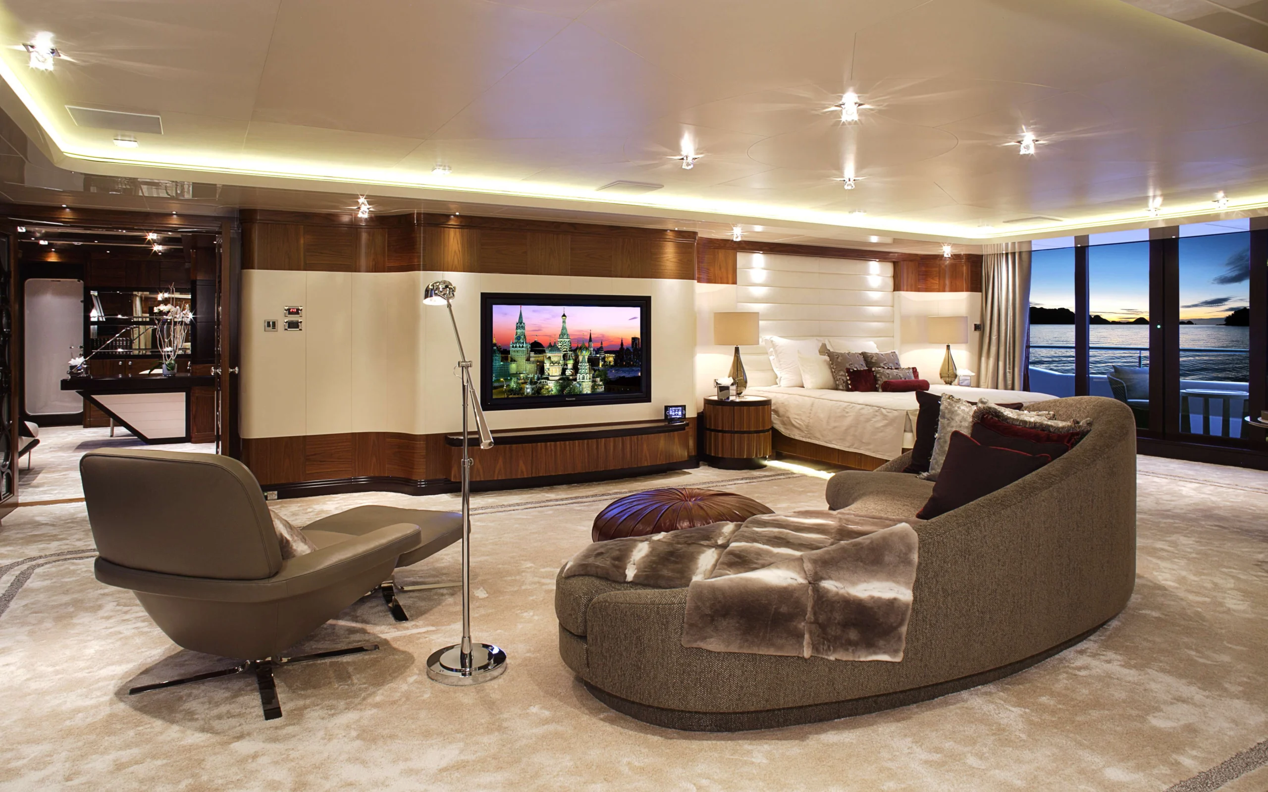 An image of Quantum Of Solace yacht