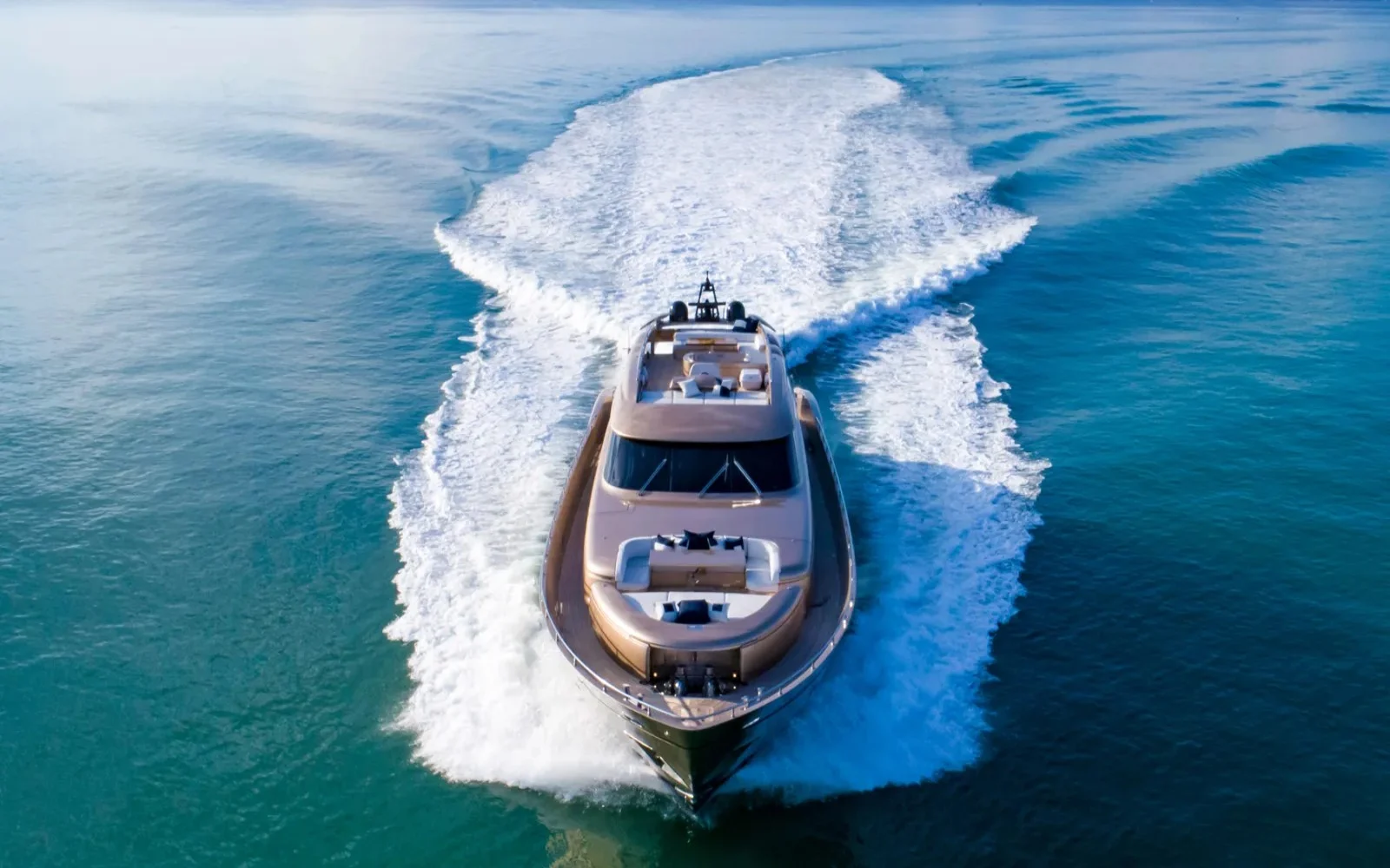 An image of Five Waves yacht