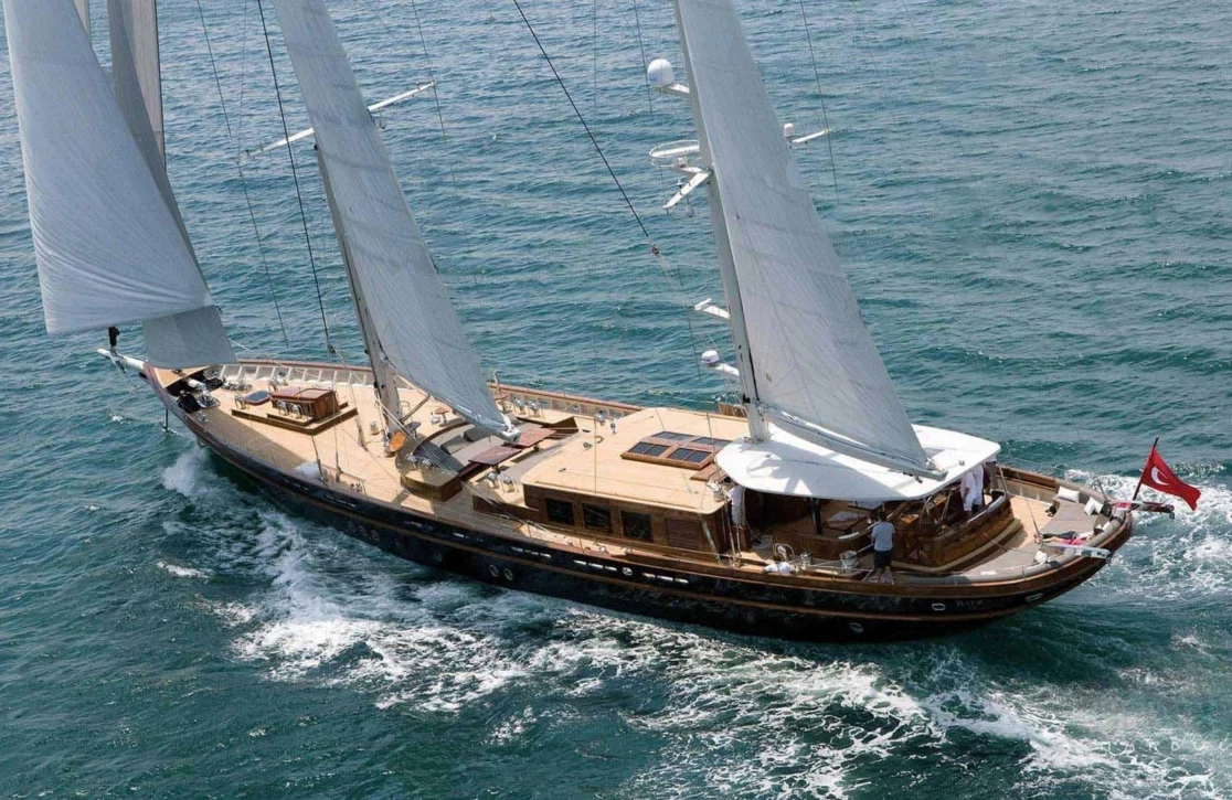 An image of Roxane yacht