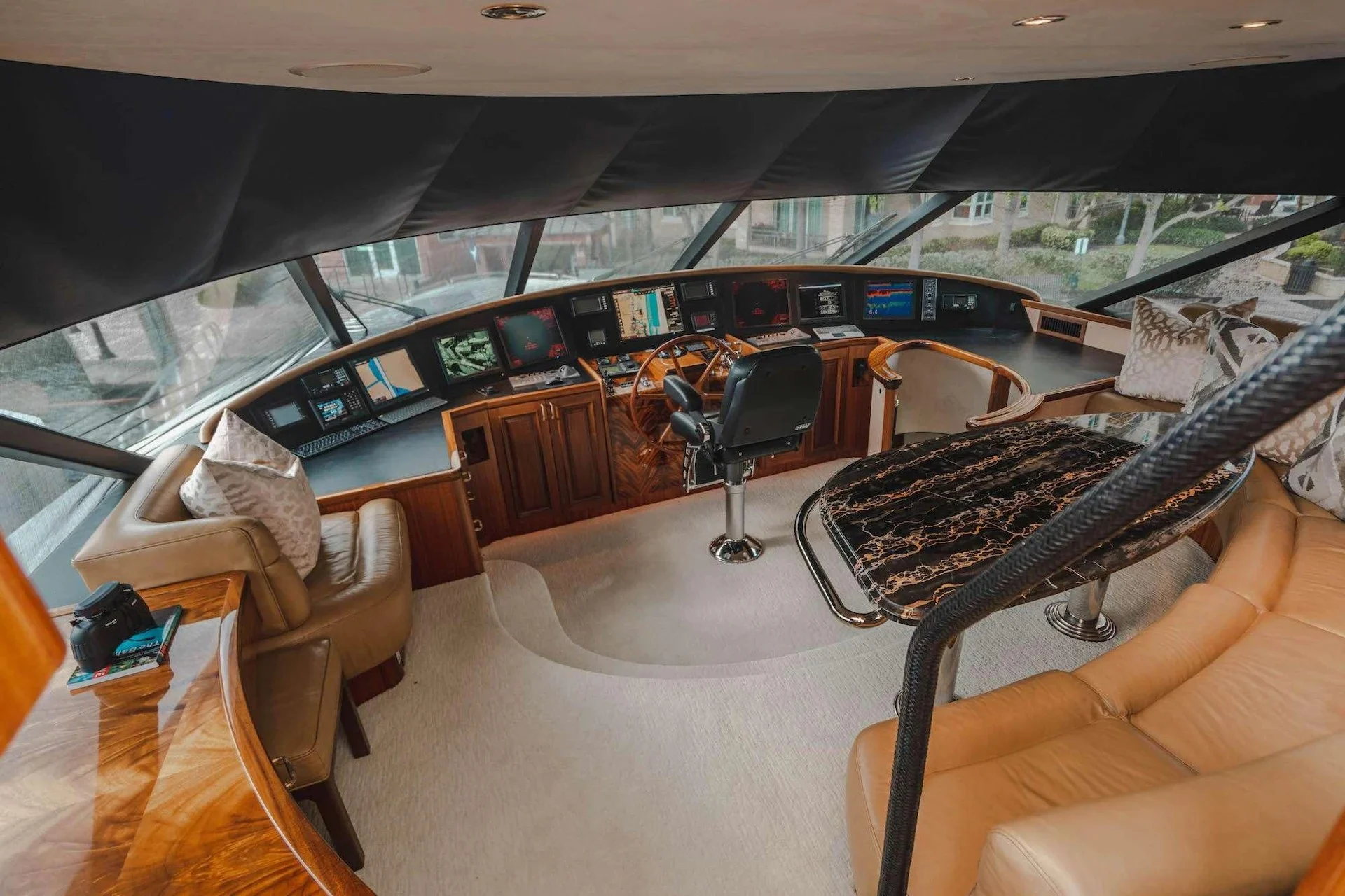 An image of Now Or Never yacht