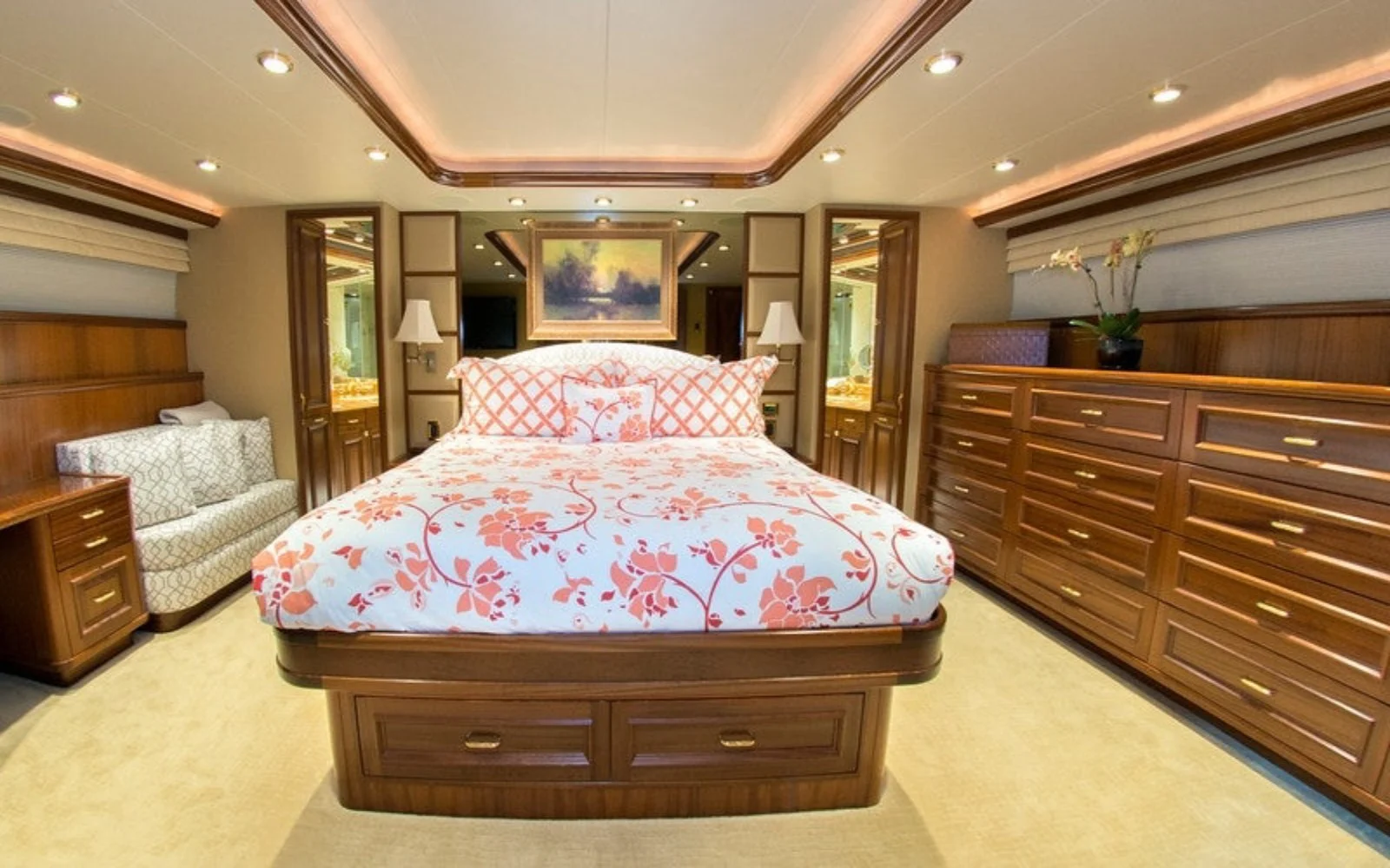 An image of Wild Kingdom yacht