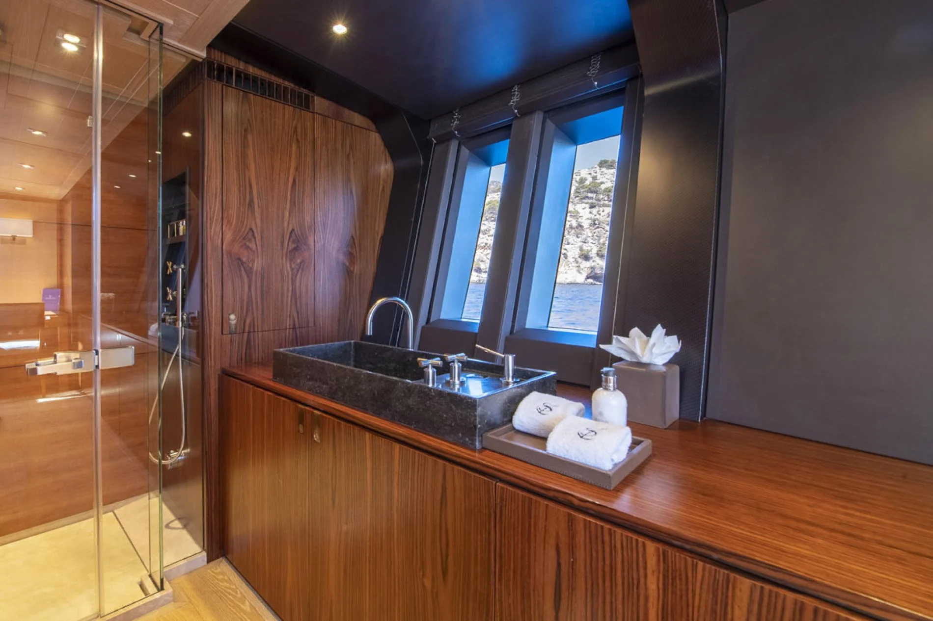 An image of Sharlou yacht