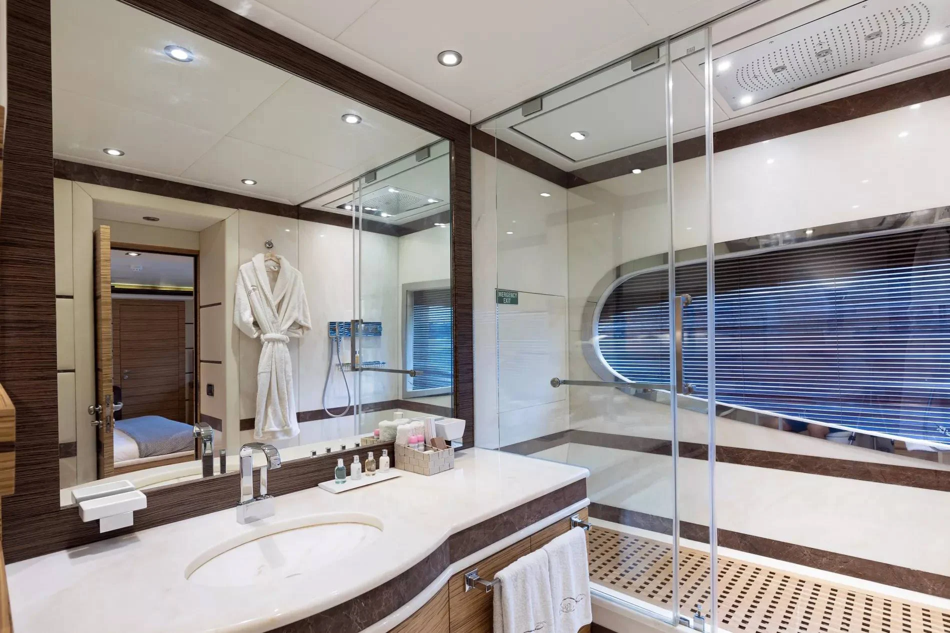 An image of I Sea yacht