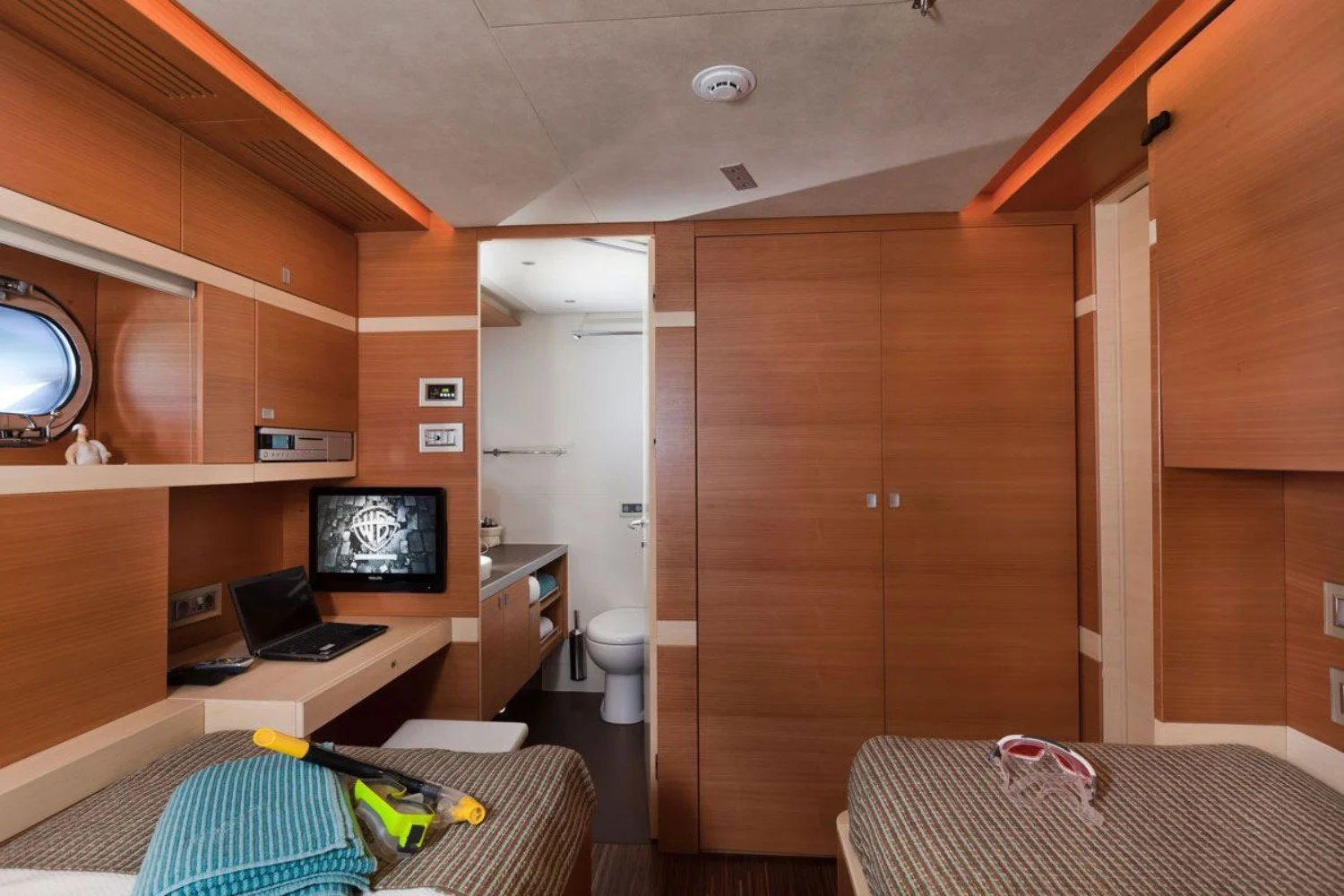 An image of Merlin yacht