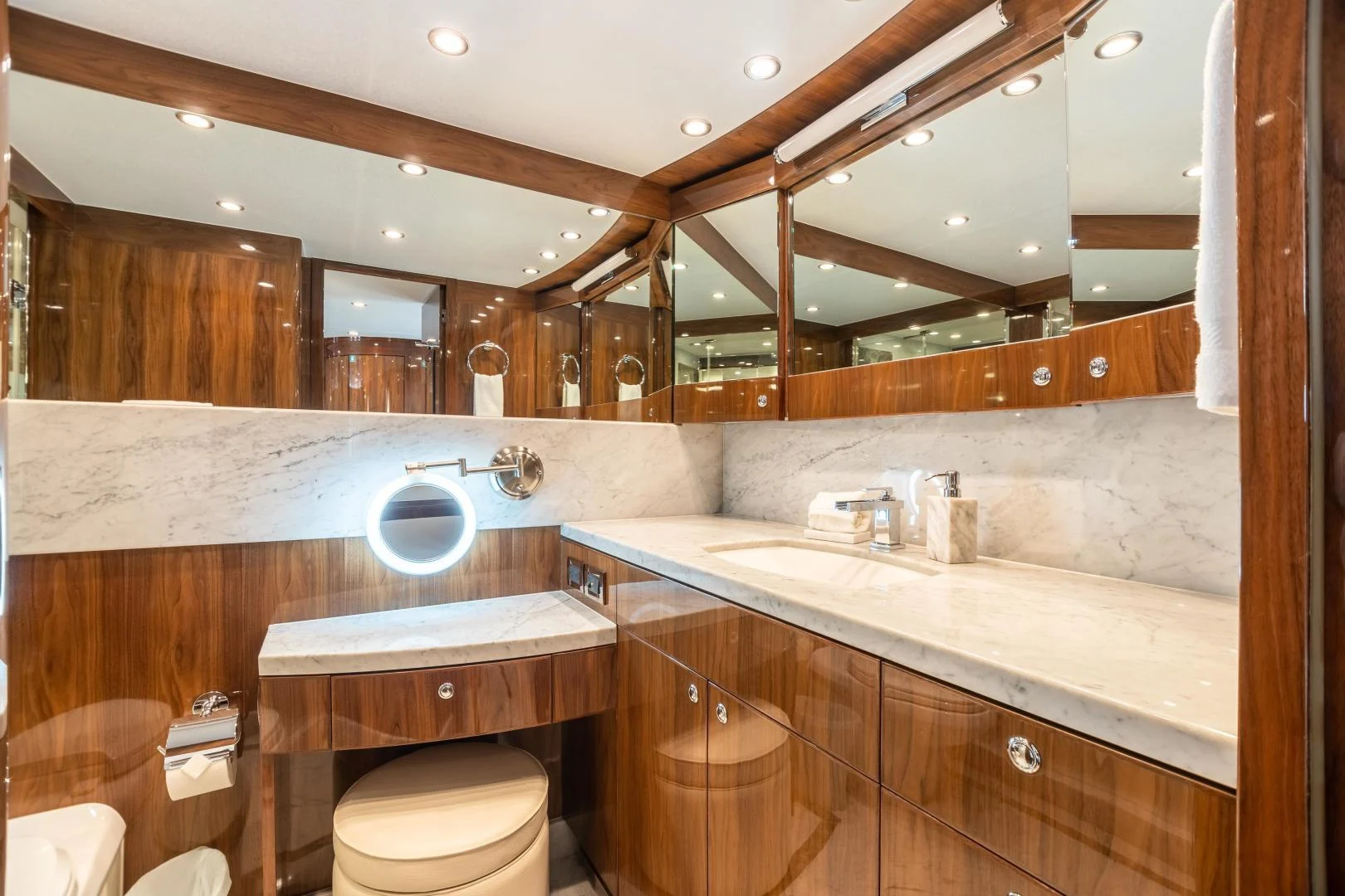 An image of Seas The Day yacht