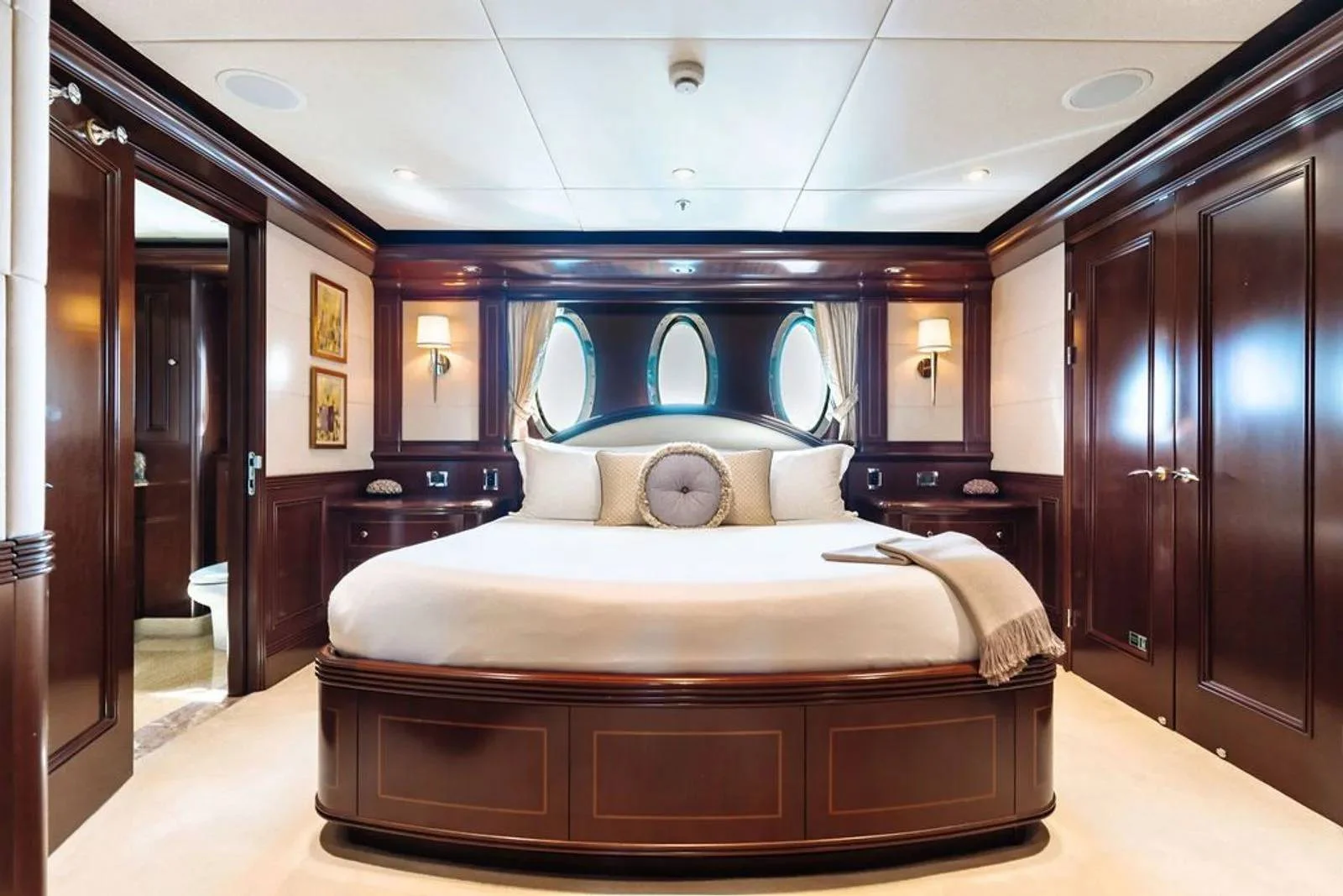 An image of Lady Beth yacht