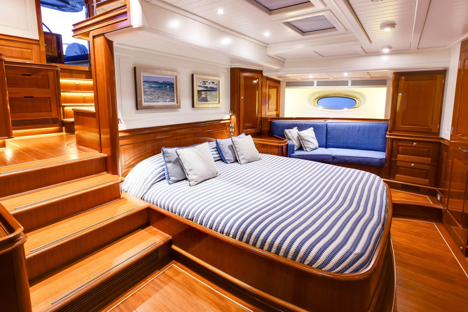 An image of Atalante yacht