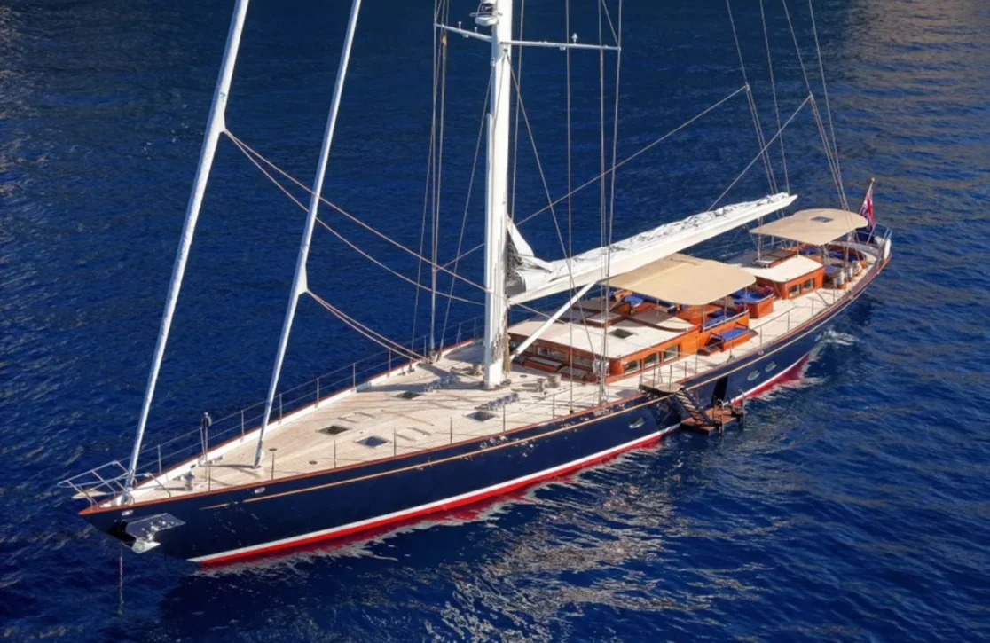 An image of Atalante yacht