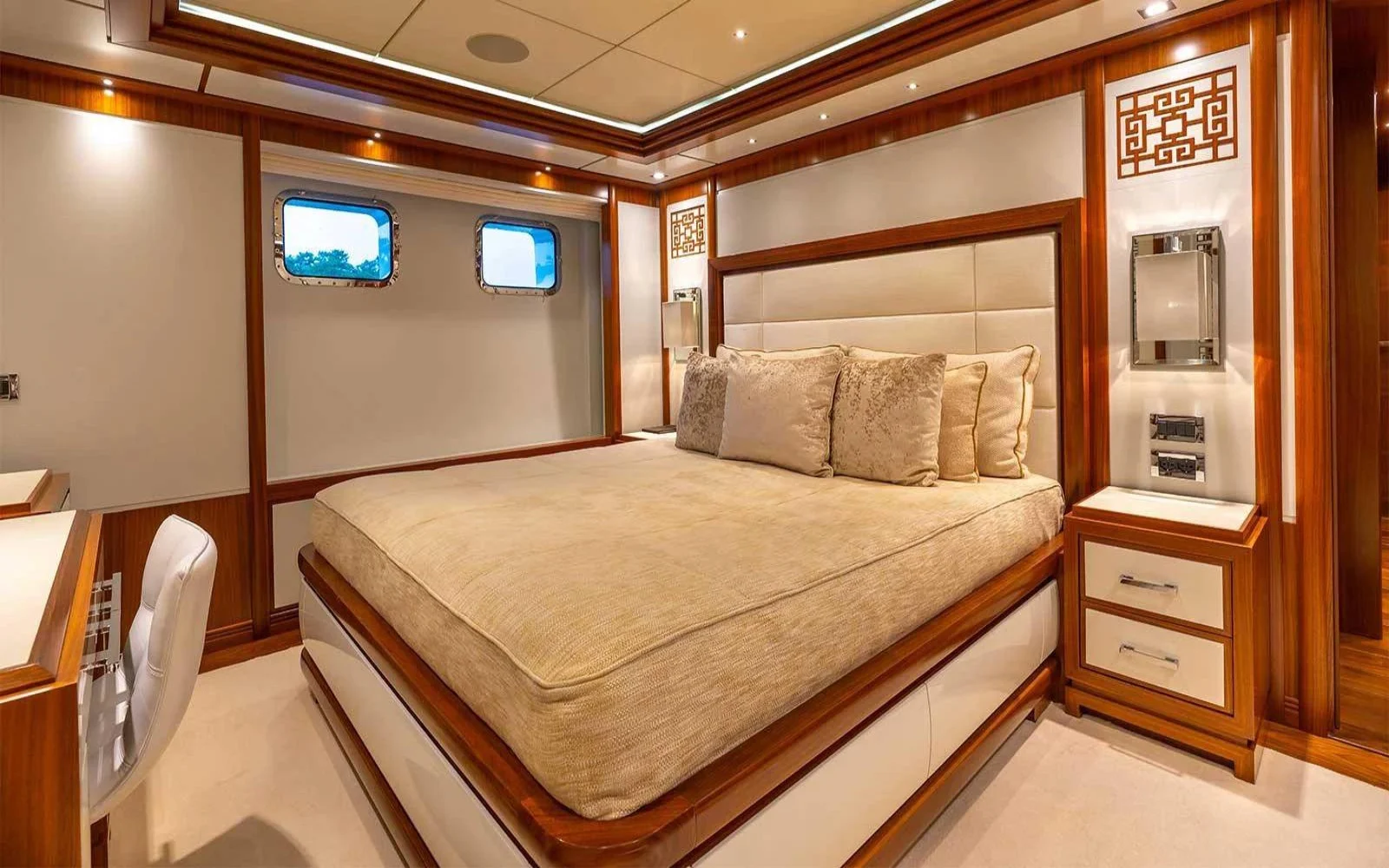 An image of Immersive yacht
