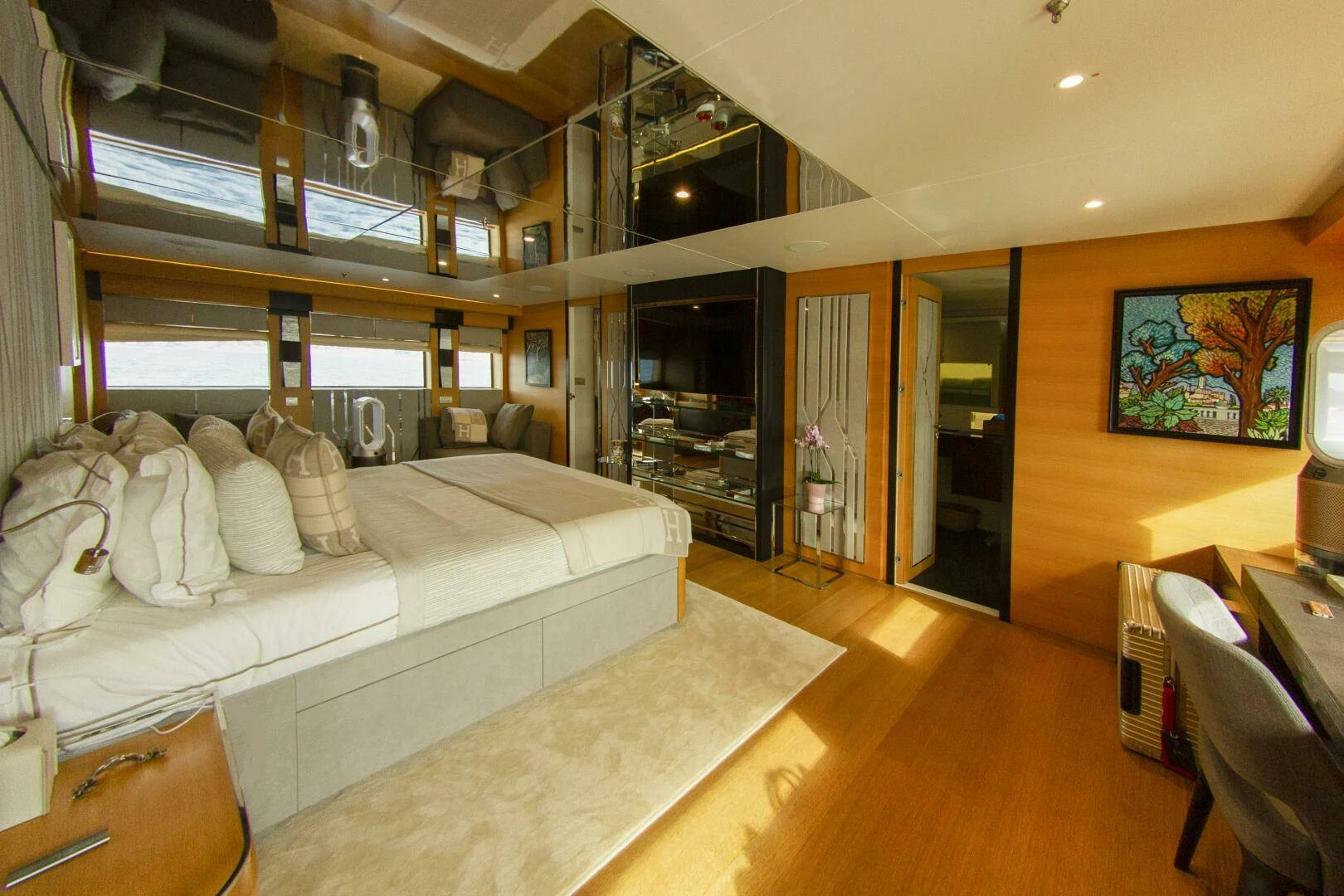 An image of Darling yacht