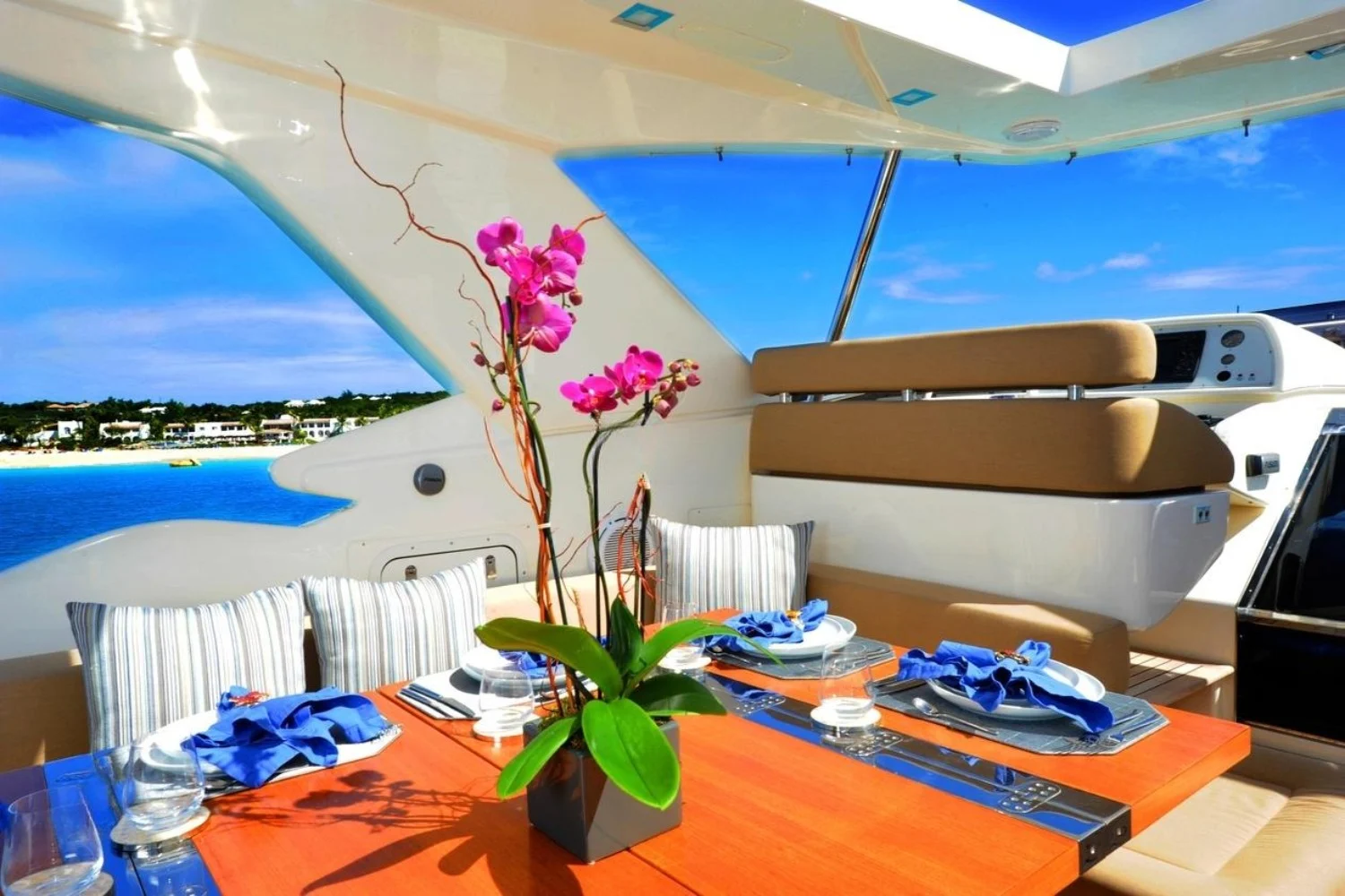 An image of Amore Mio yacht