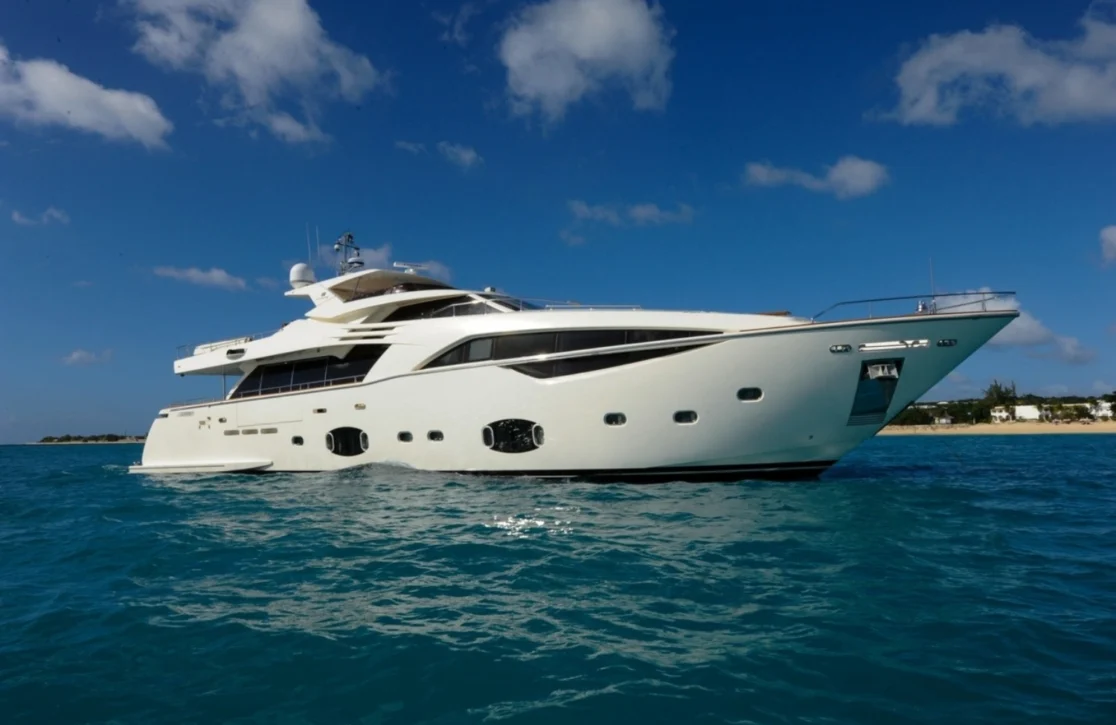 An image of Amore Mio yacht