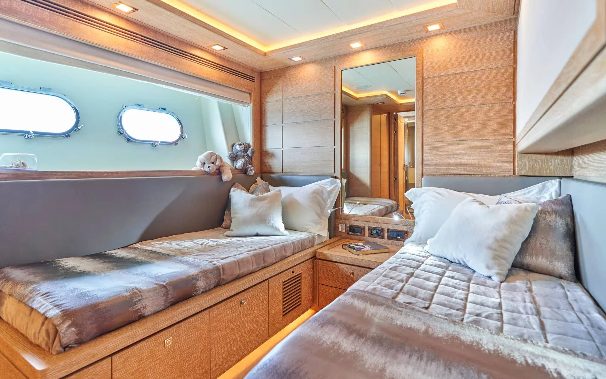 An image of Acceptus yacht
