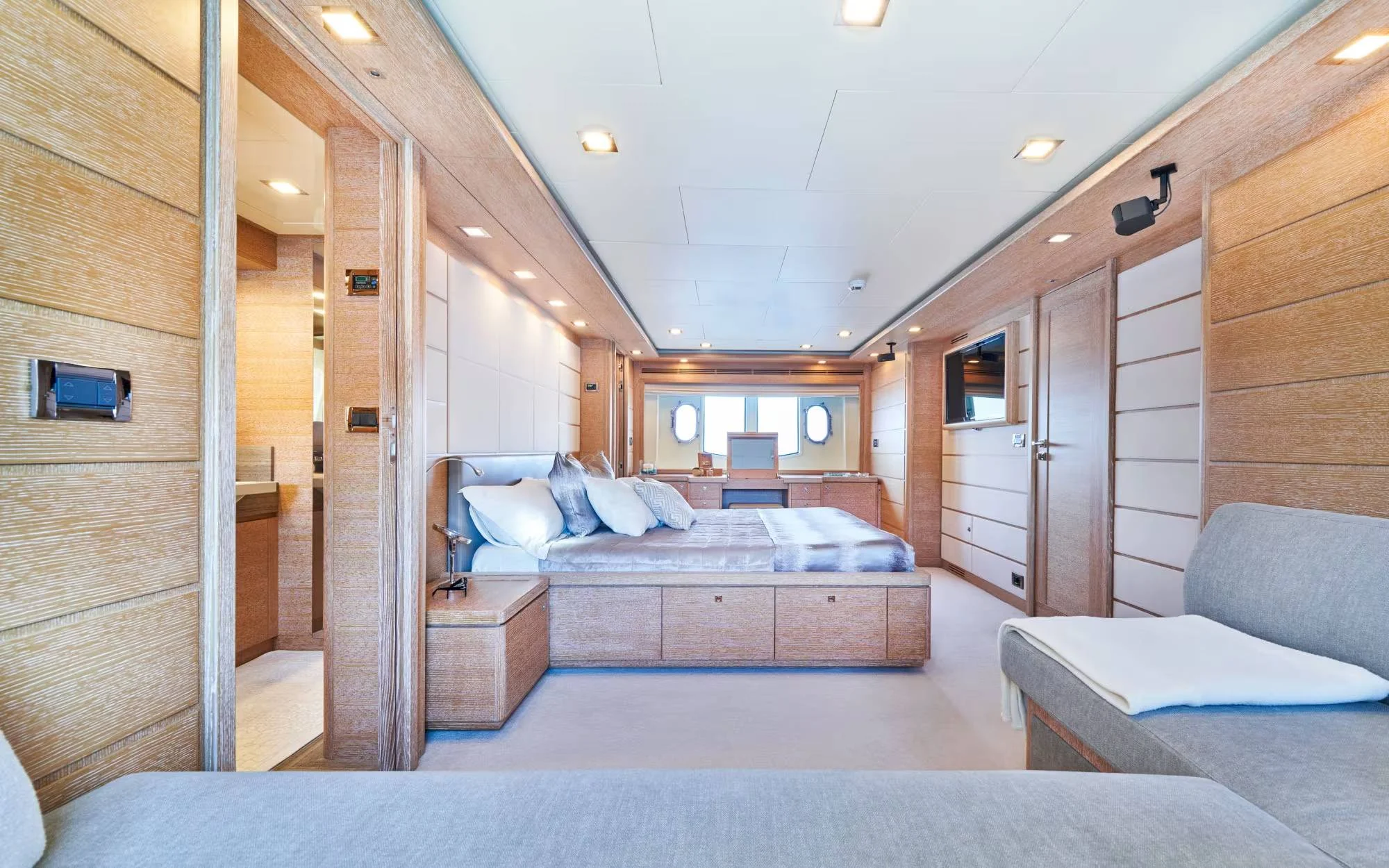 An image of Acceptus yacht