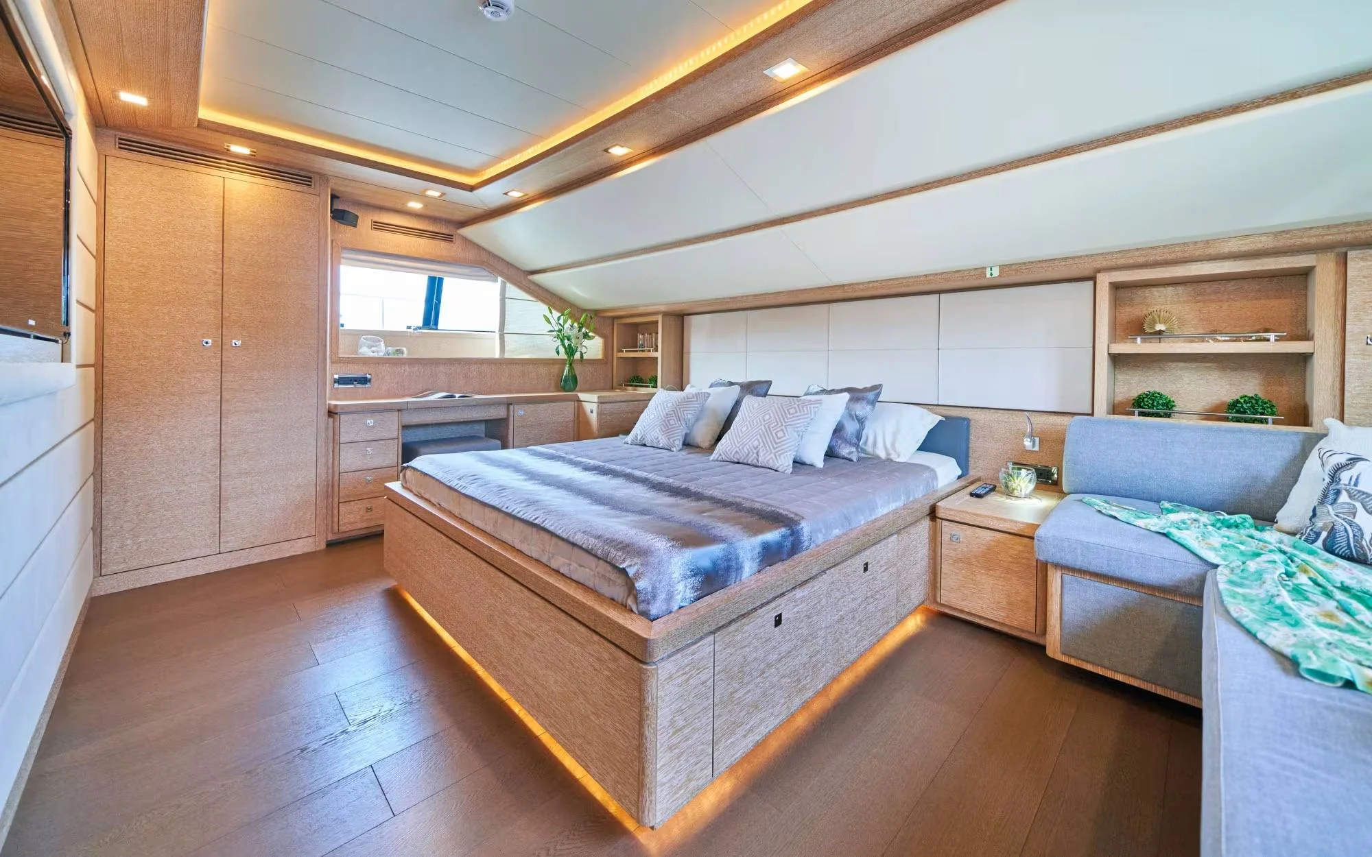 An image of Acceptus yacht