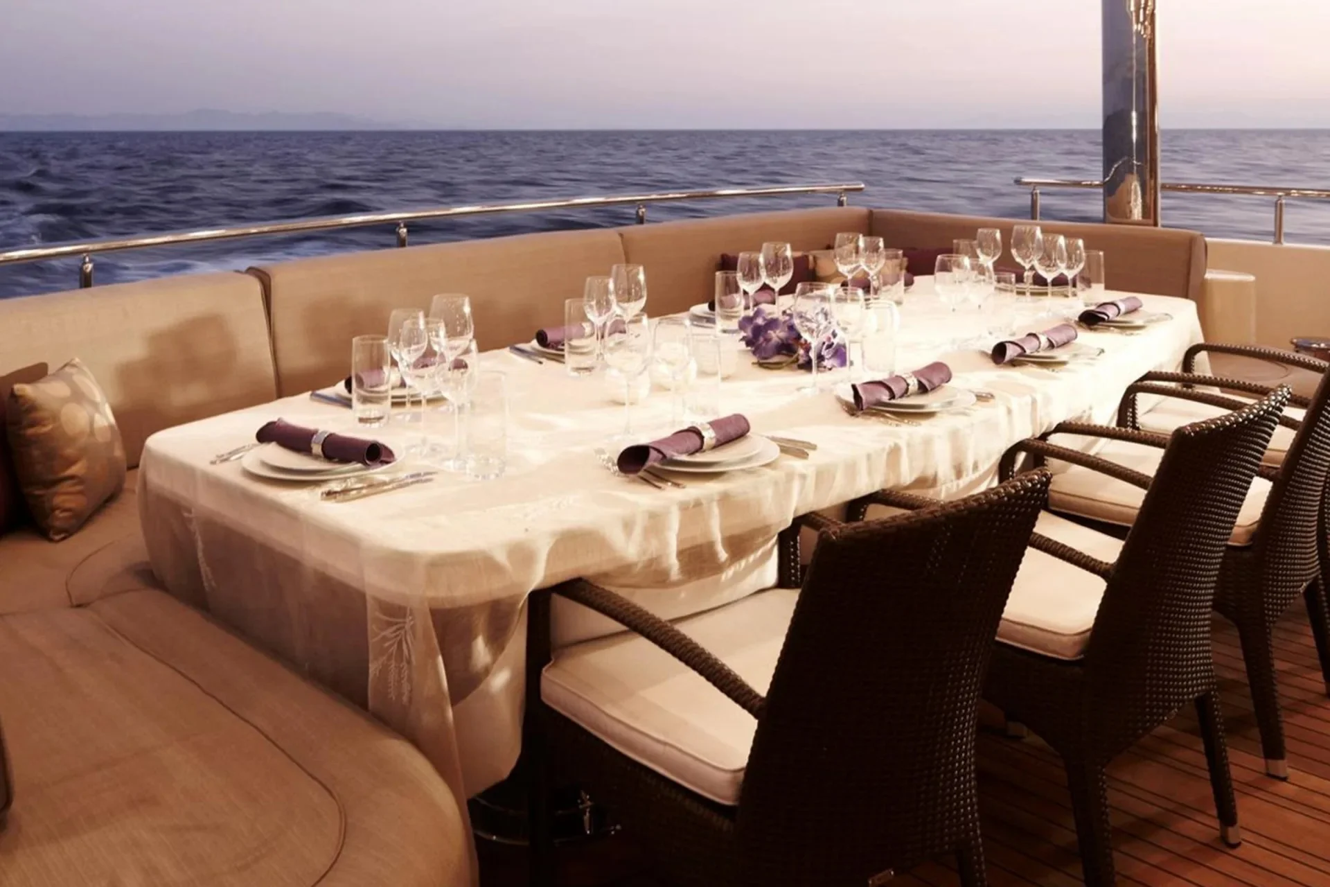 An image of E & E yacht