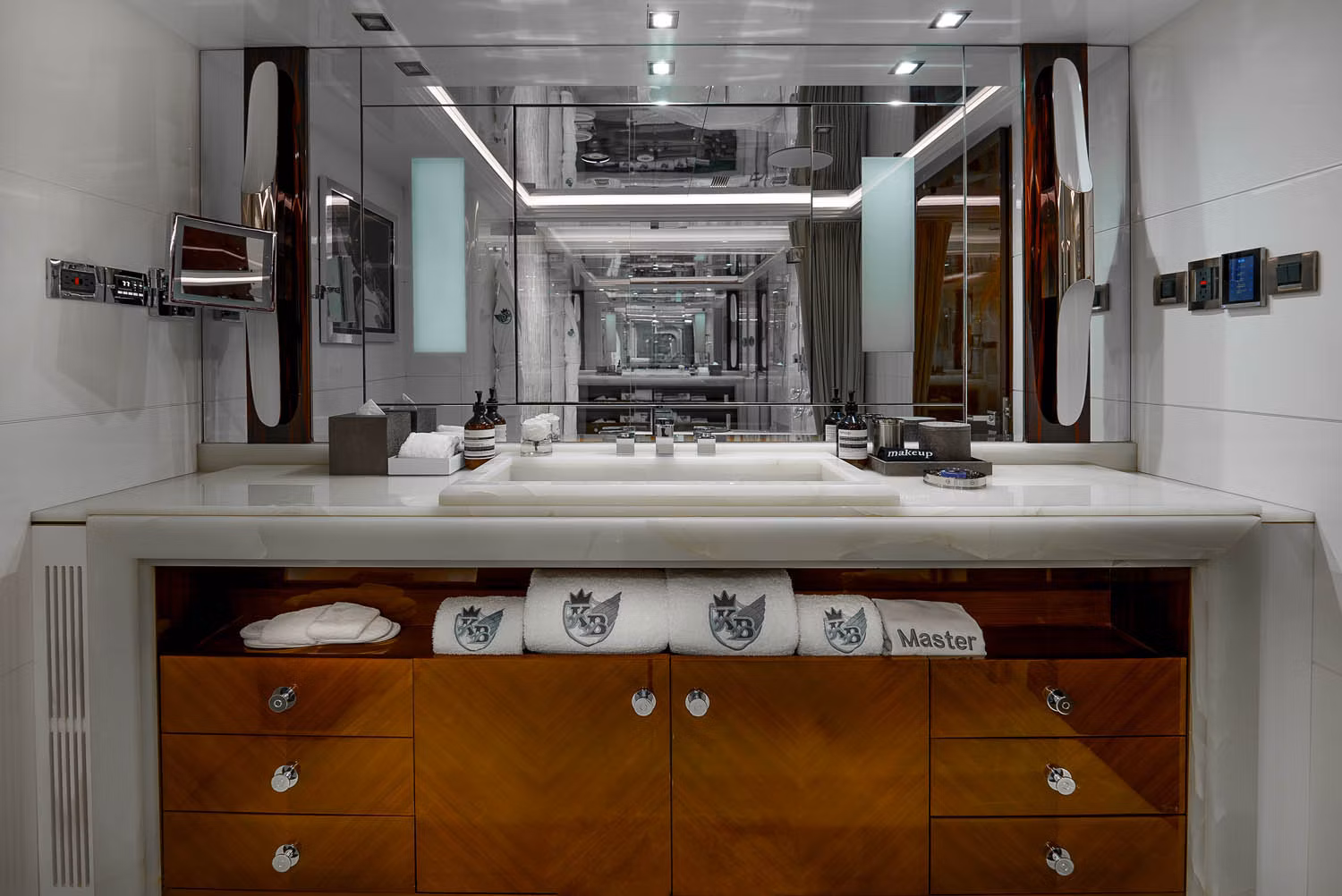An image of King Baby yacht