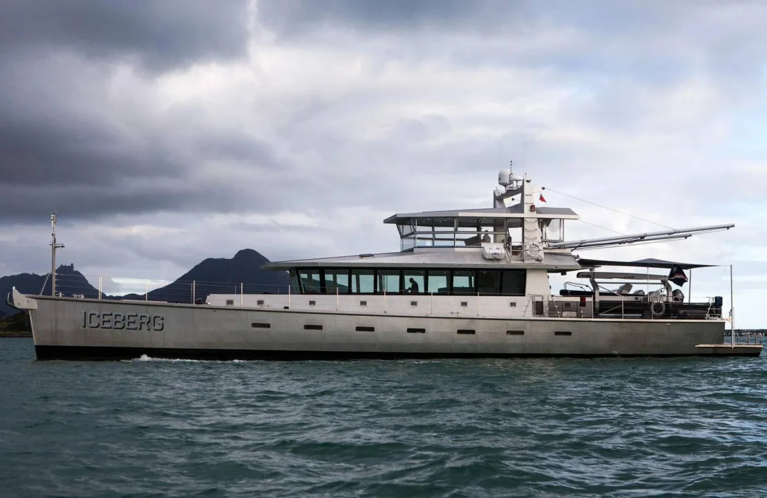 An image of Iceberg yacht