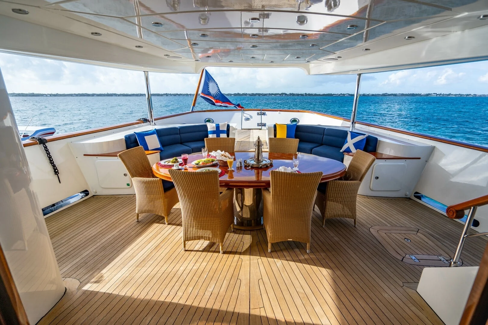 An image of Omnia 1 yacht