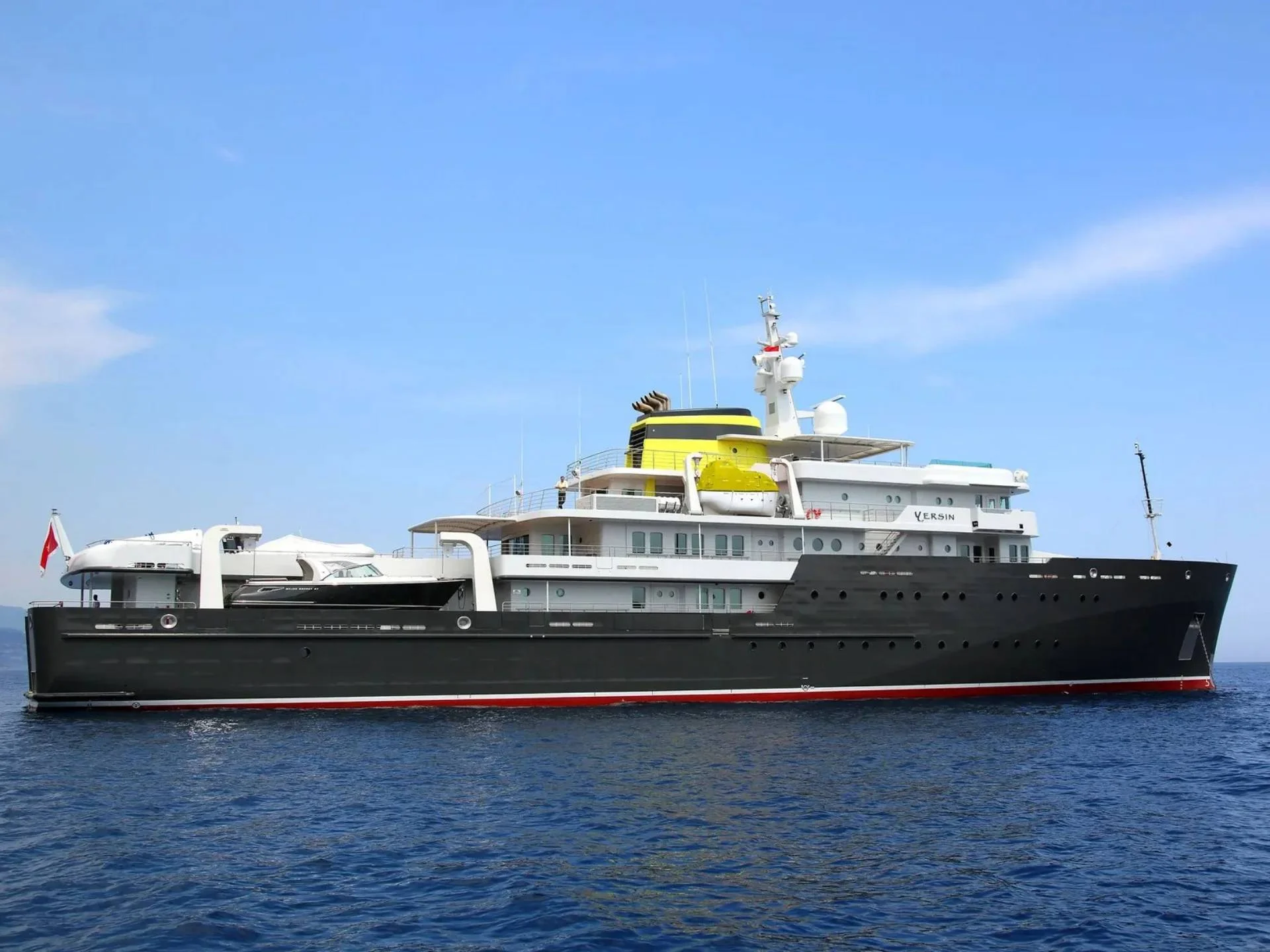 An image of Yersin yacht