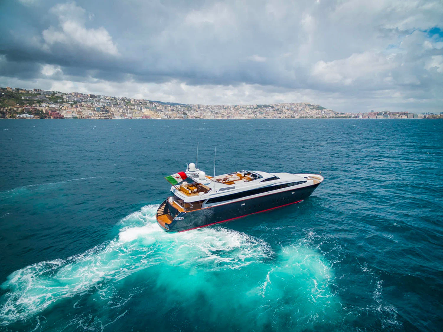 An image of Angra Too yacht