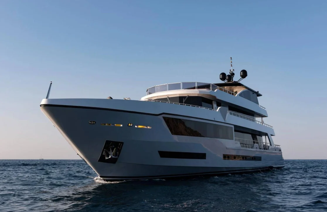 An image of Adamaris yacht