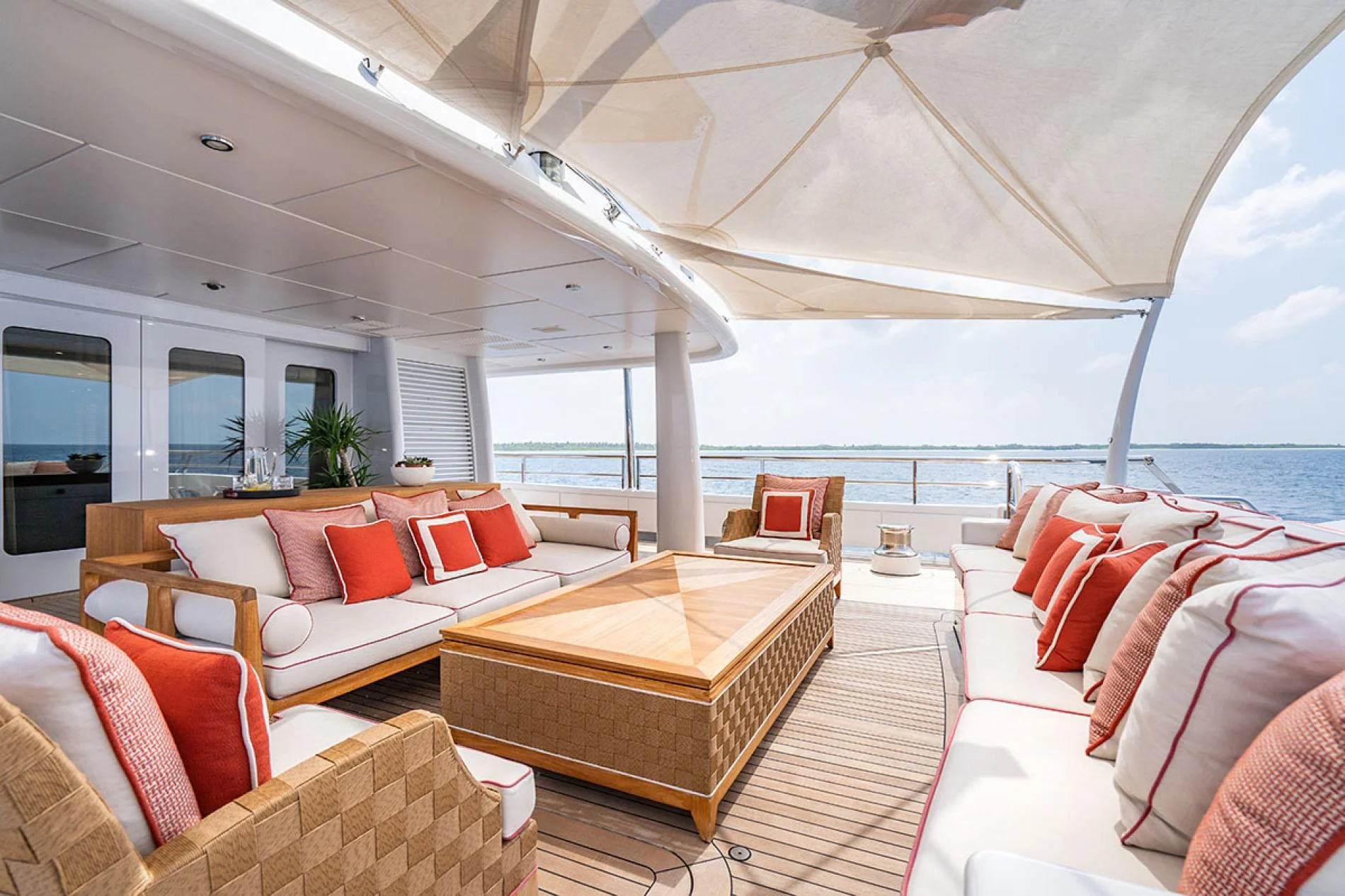 An image of Deep Blue yacht