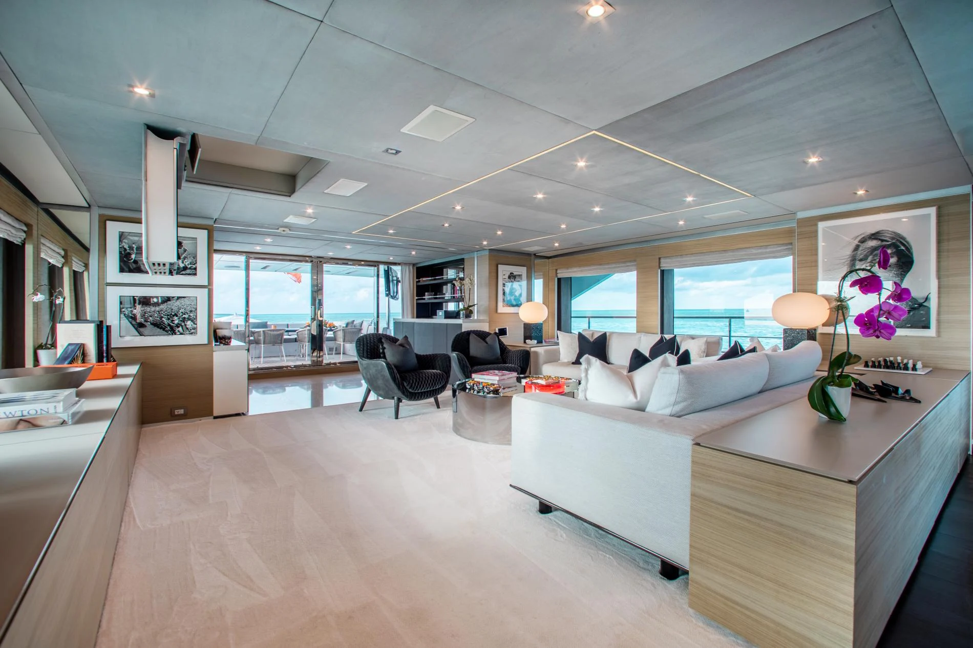 An image of Emina yacht