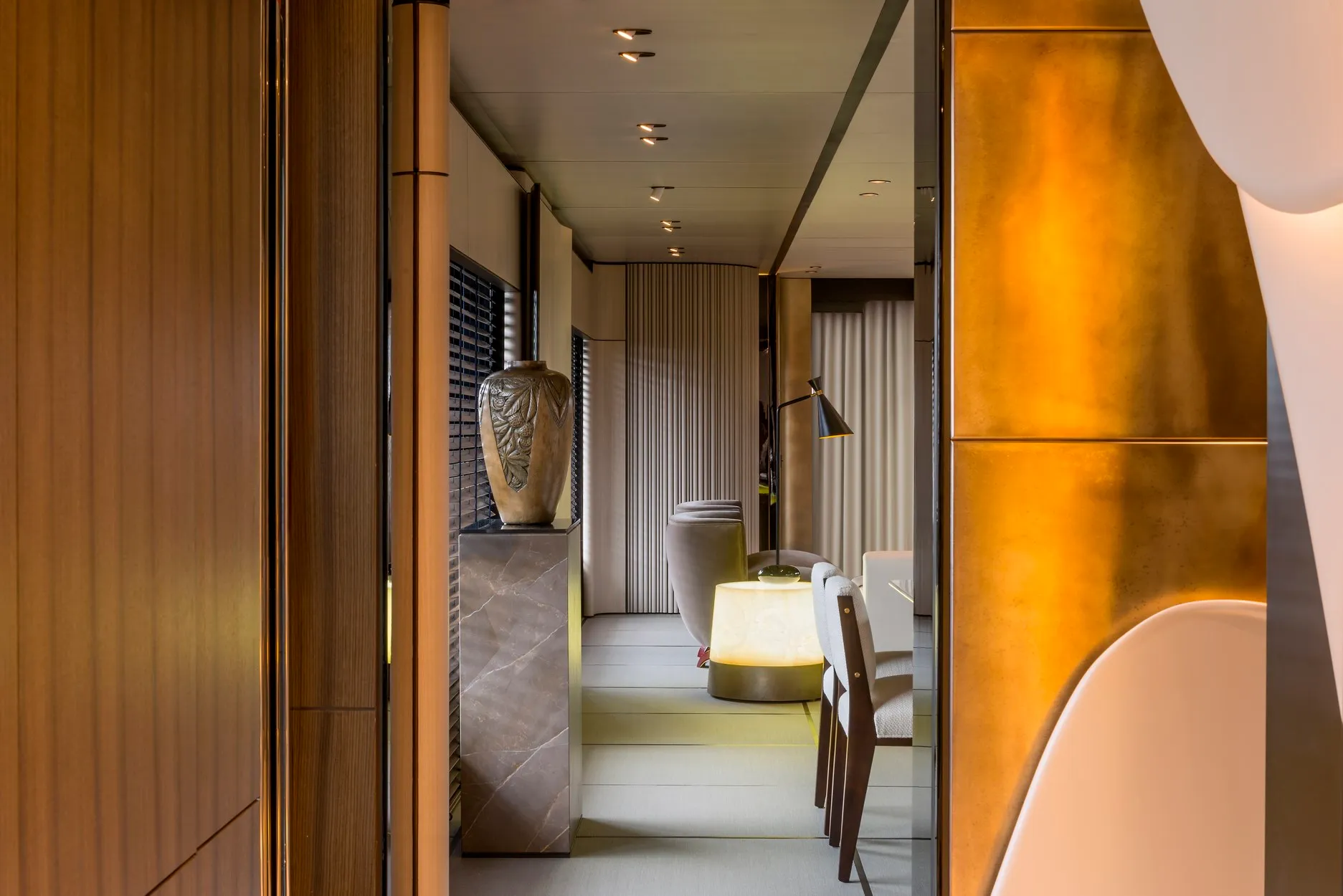 An image of Endeavour 2 yacht