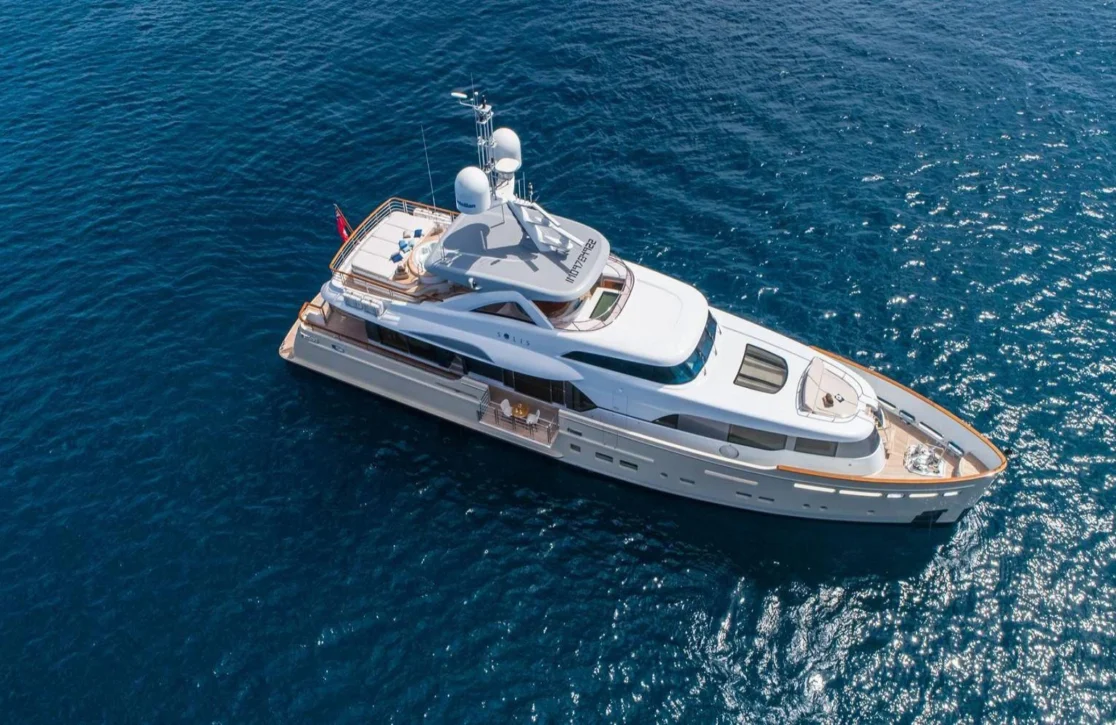 An image of Solis yacht