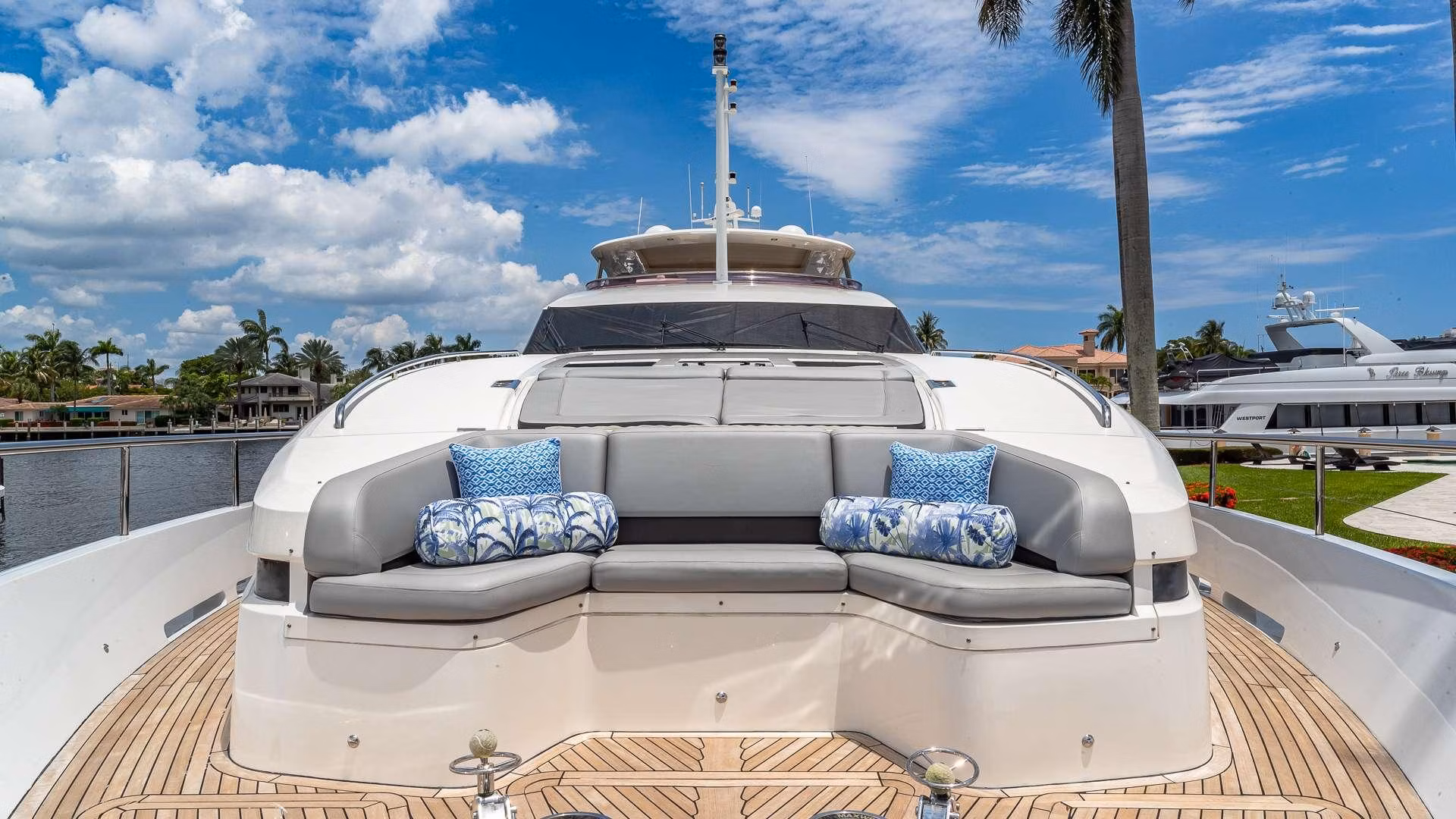 An image of Beachfront II yacht