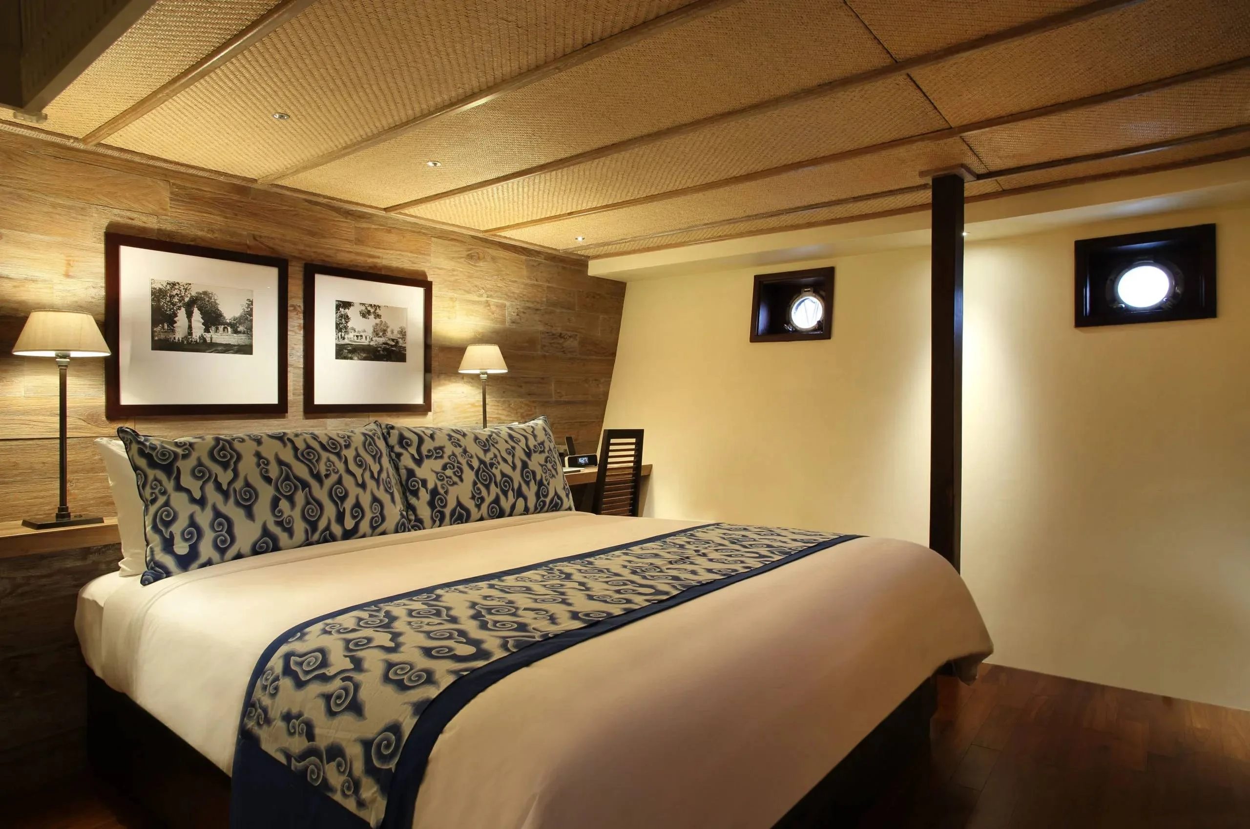 An image of Alila Purnama yacht