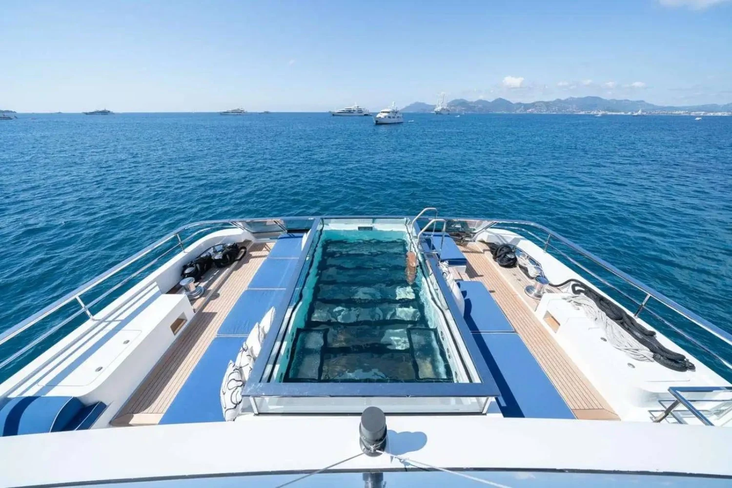 An image of Alulim yacht