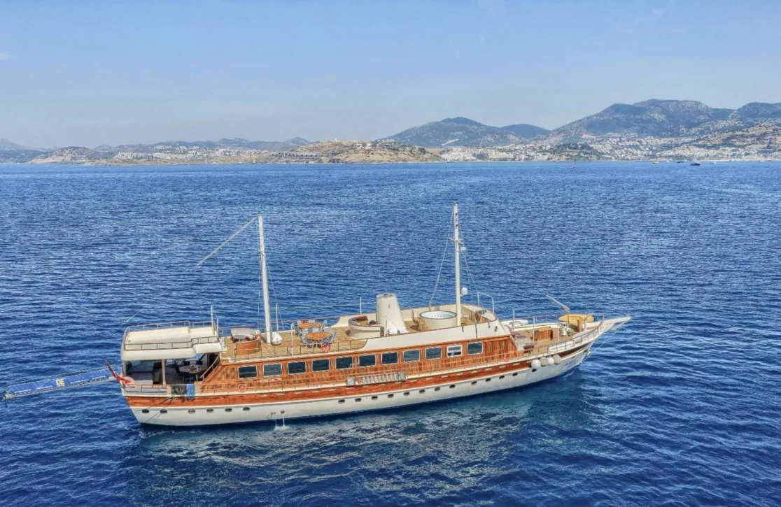 An image of Elara 1 yacht