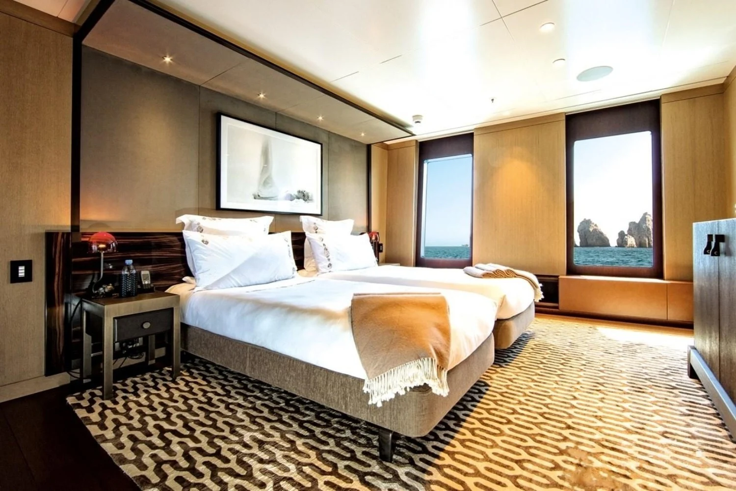 An image of Hallo yacht