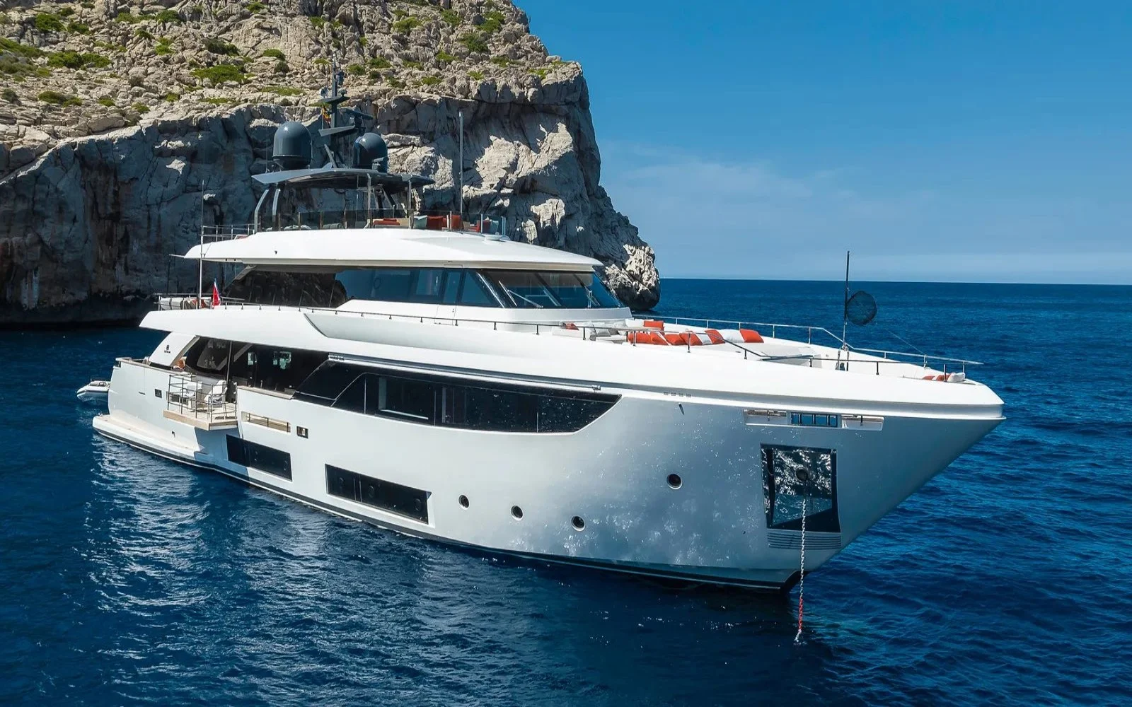 An image of Diana II yacht