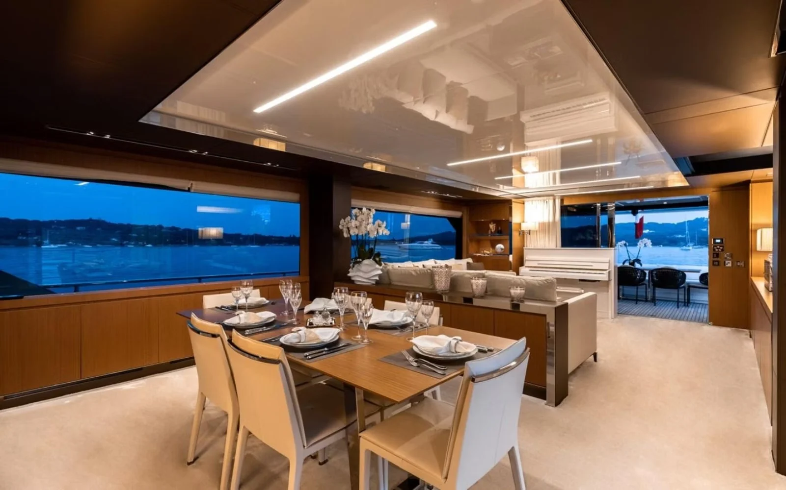 An image of Raph Seven yacht