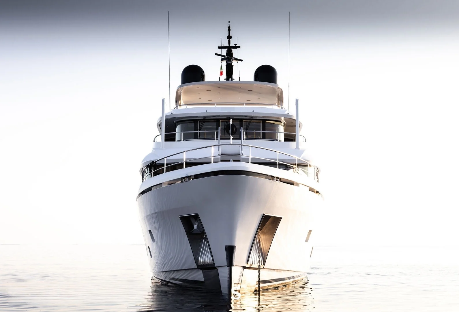 An image of Lumière yacht