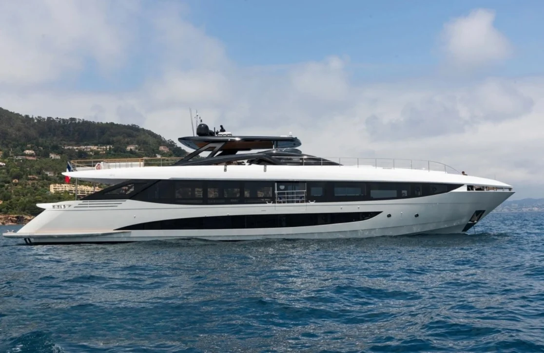 An image of Lafayette yacht