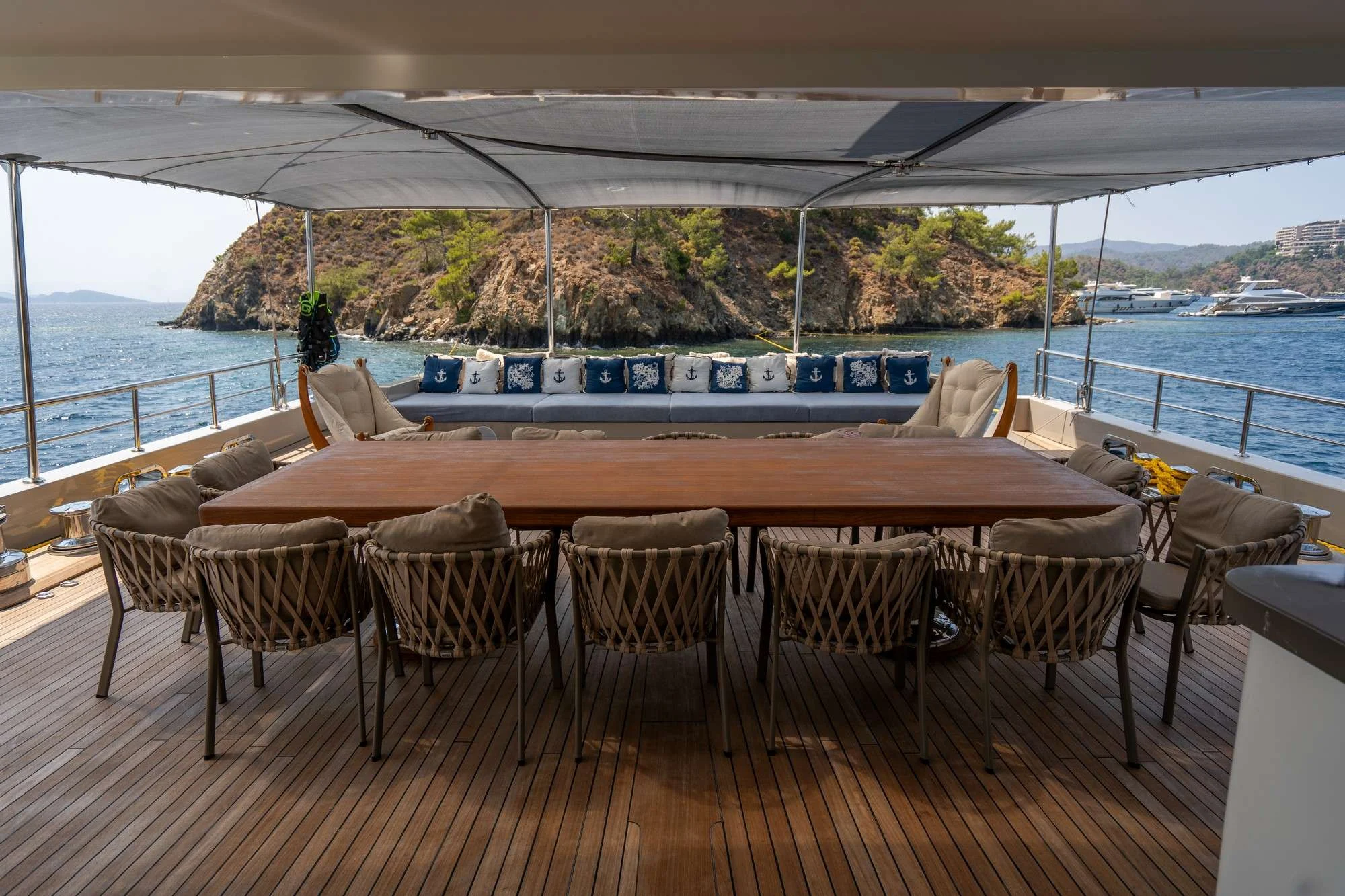An image of De Love yacht