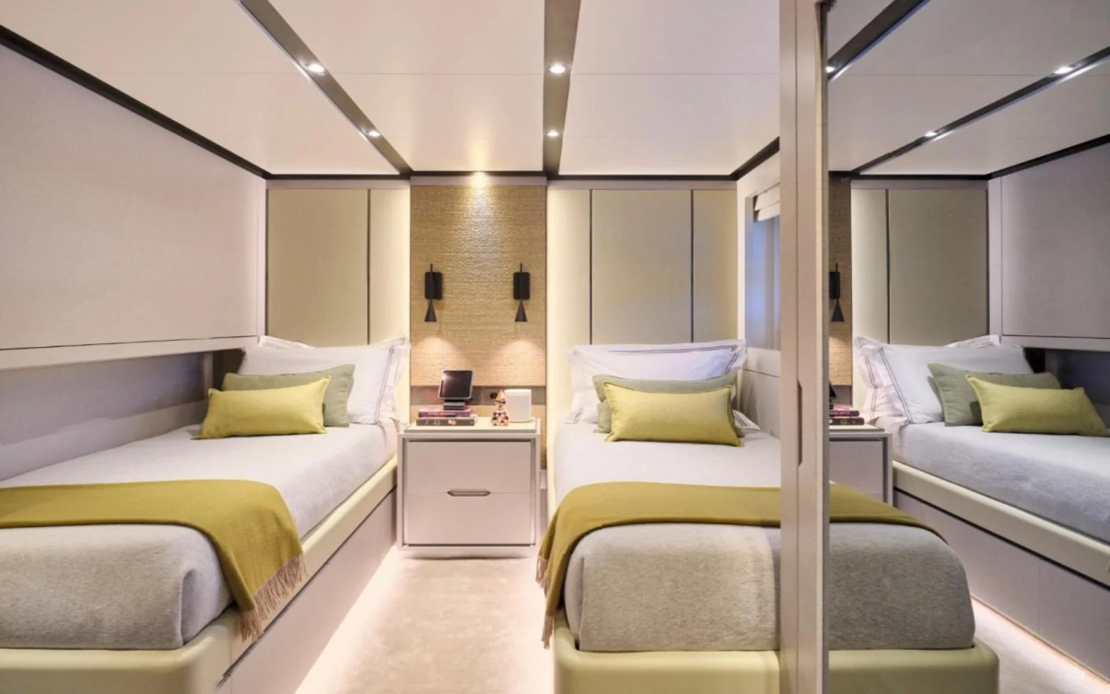 An image of O’neiro yacht