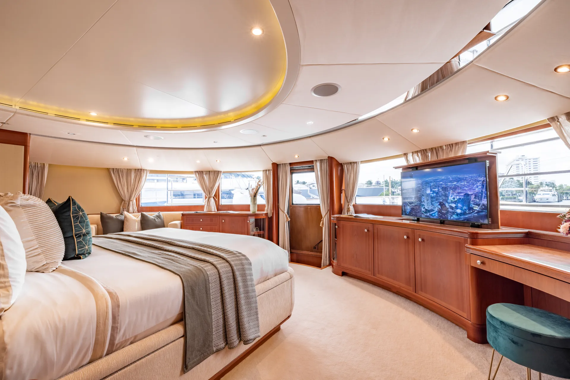 An image of Alegria yacht