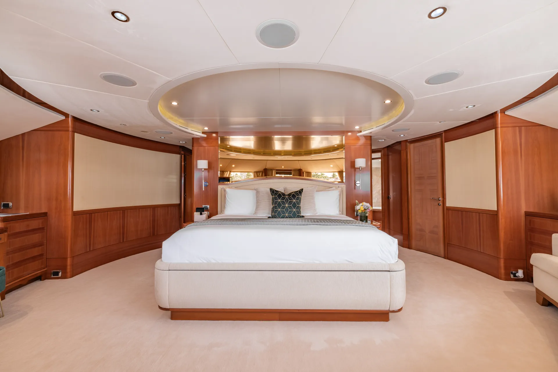 An image of Alegria yacht