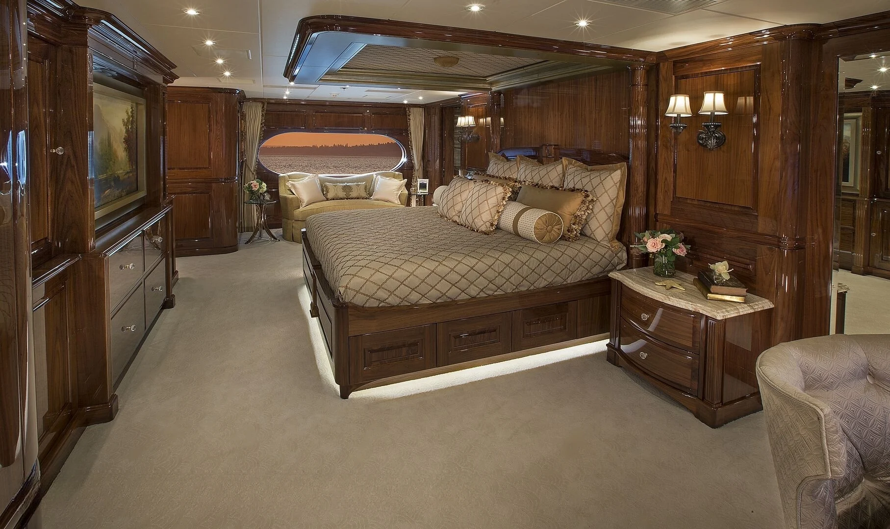 An image of Silver Lining yacht