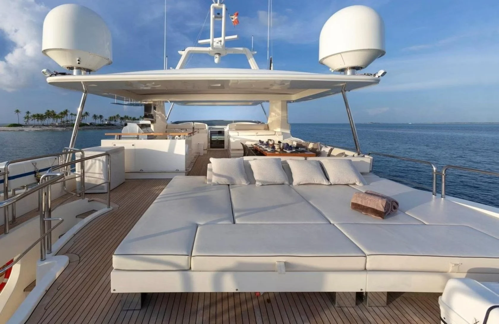 An image of Insieme yacht